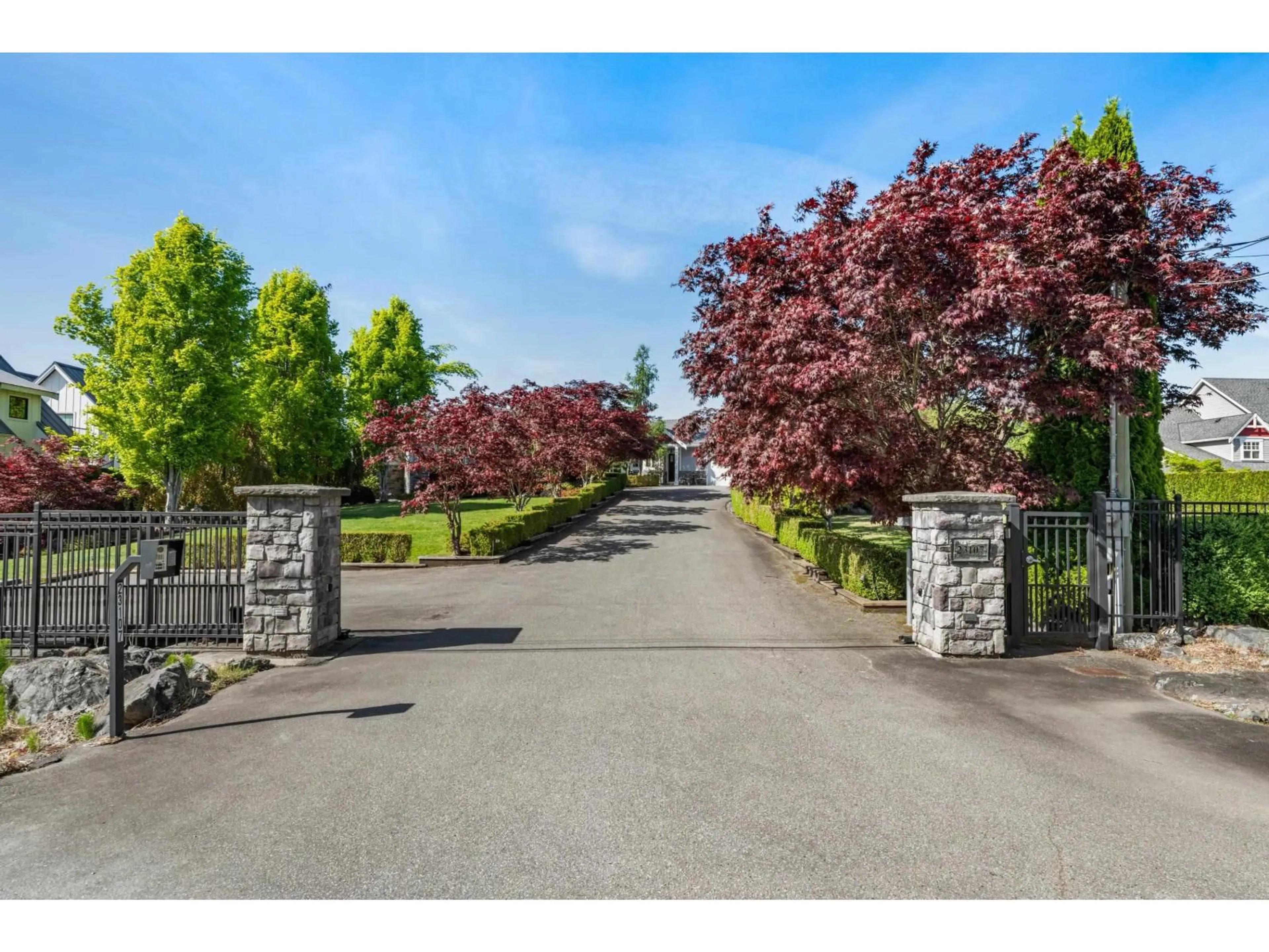 A pic from outside/outdoor area/front of a property/back of a property/a pic from drone, street for 23107 80 AVENUE, Langley British Columbia V1M3R8