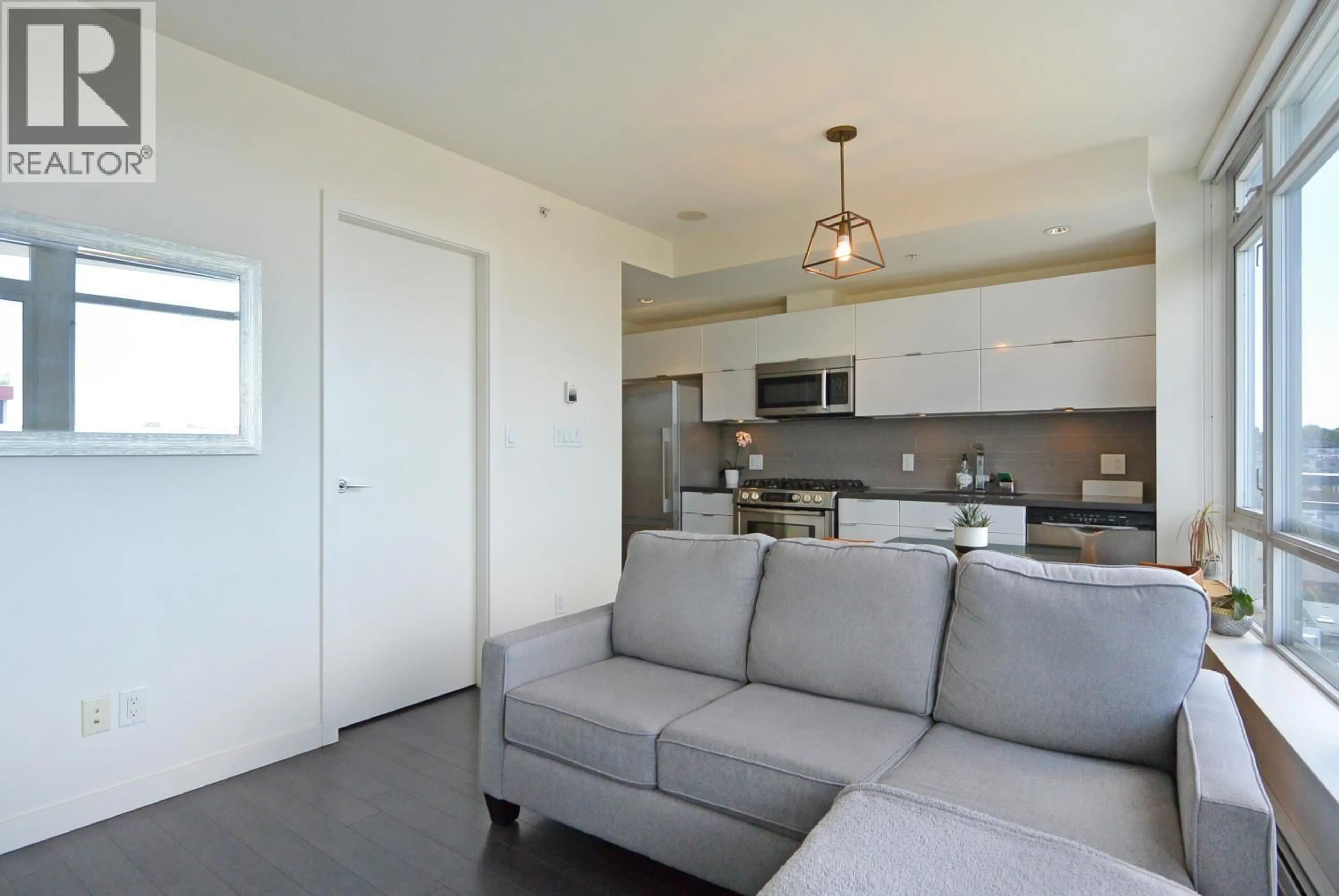 Living room with furniture, unknown for 1409 - 1775 QUEBEC STREET, Vancouver British Columbia V5T0E3