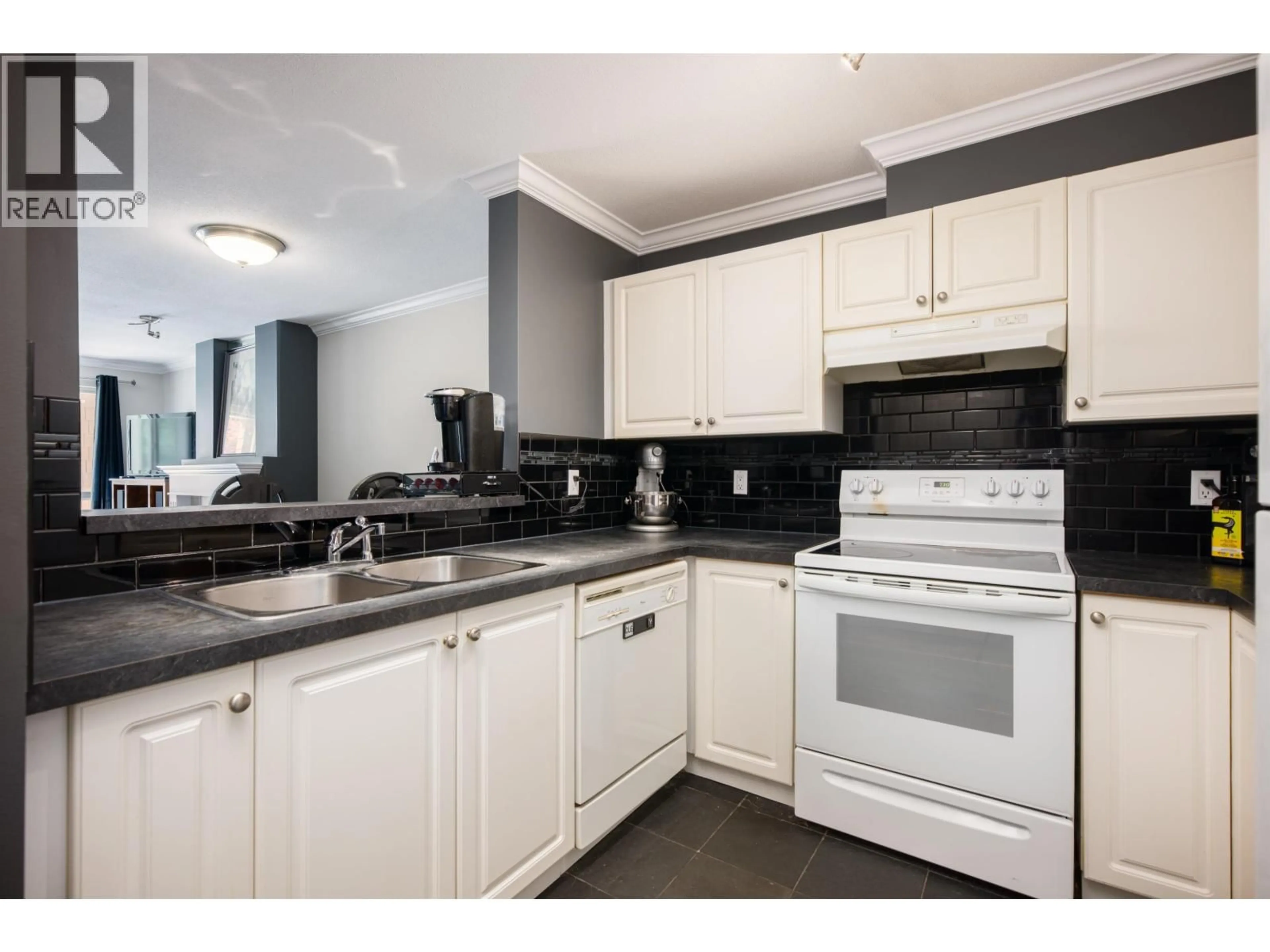 Standard kitchen, unknown for 202 - 12207 224 STREET, Maple Ridge British Columbia V2X6B9