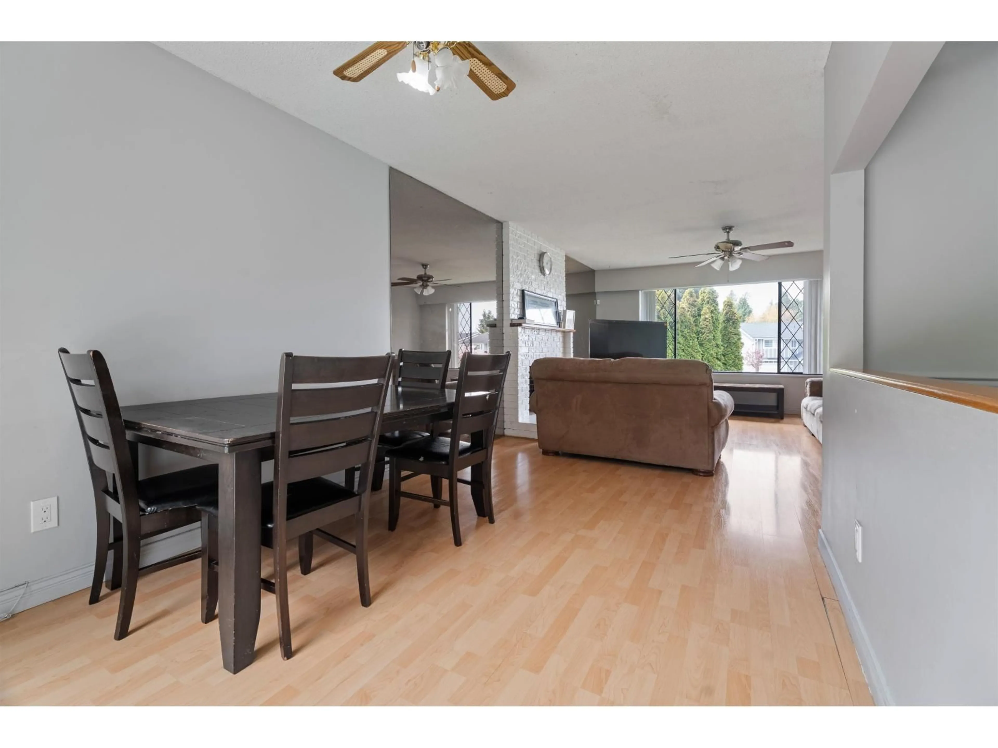Unknown for 11516 PARKWOOD PLACE, Delta British Columbia V4C7L1