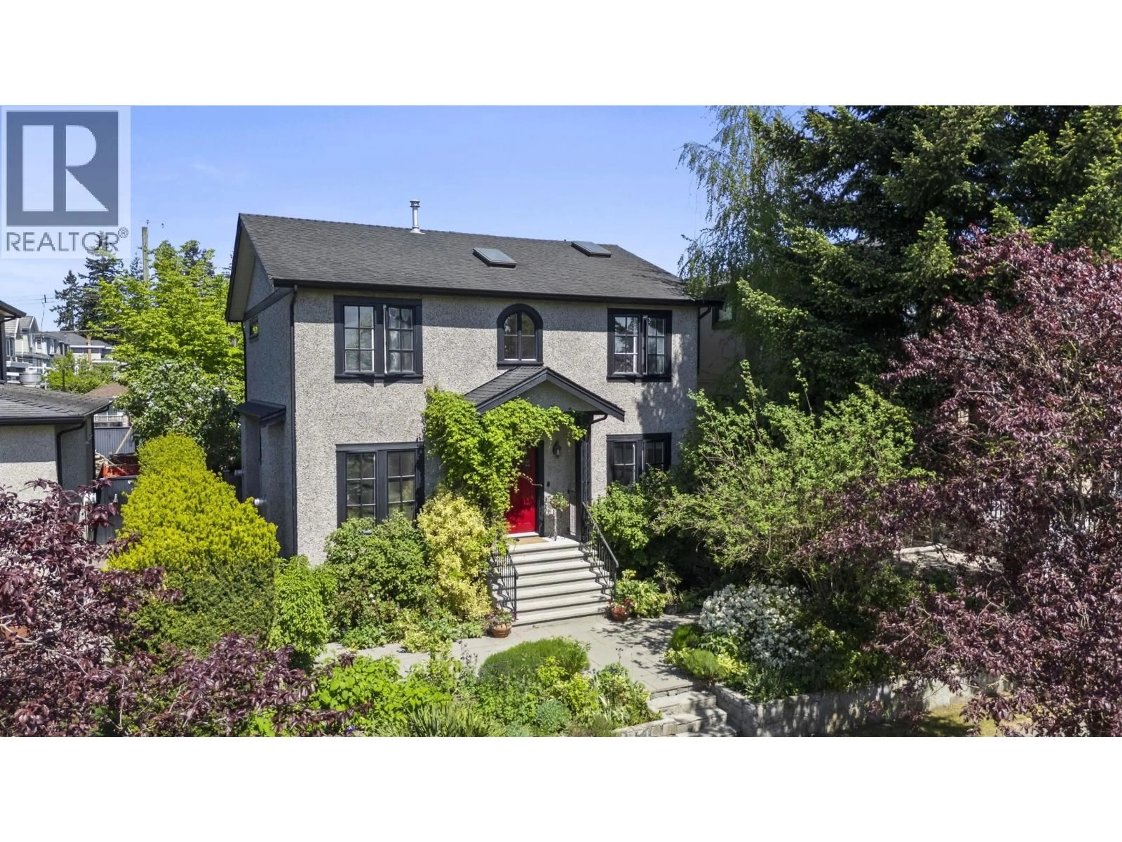 Home with brick exterior material, street for 125 39TH AVENUE, Vancouver British Columbia V5Y2P1