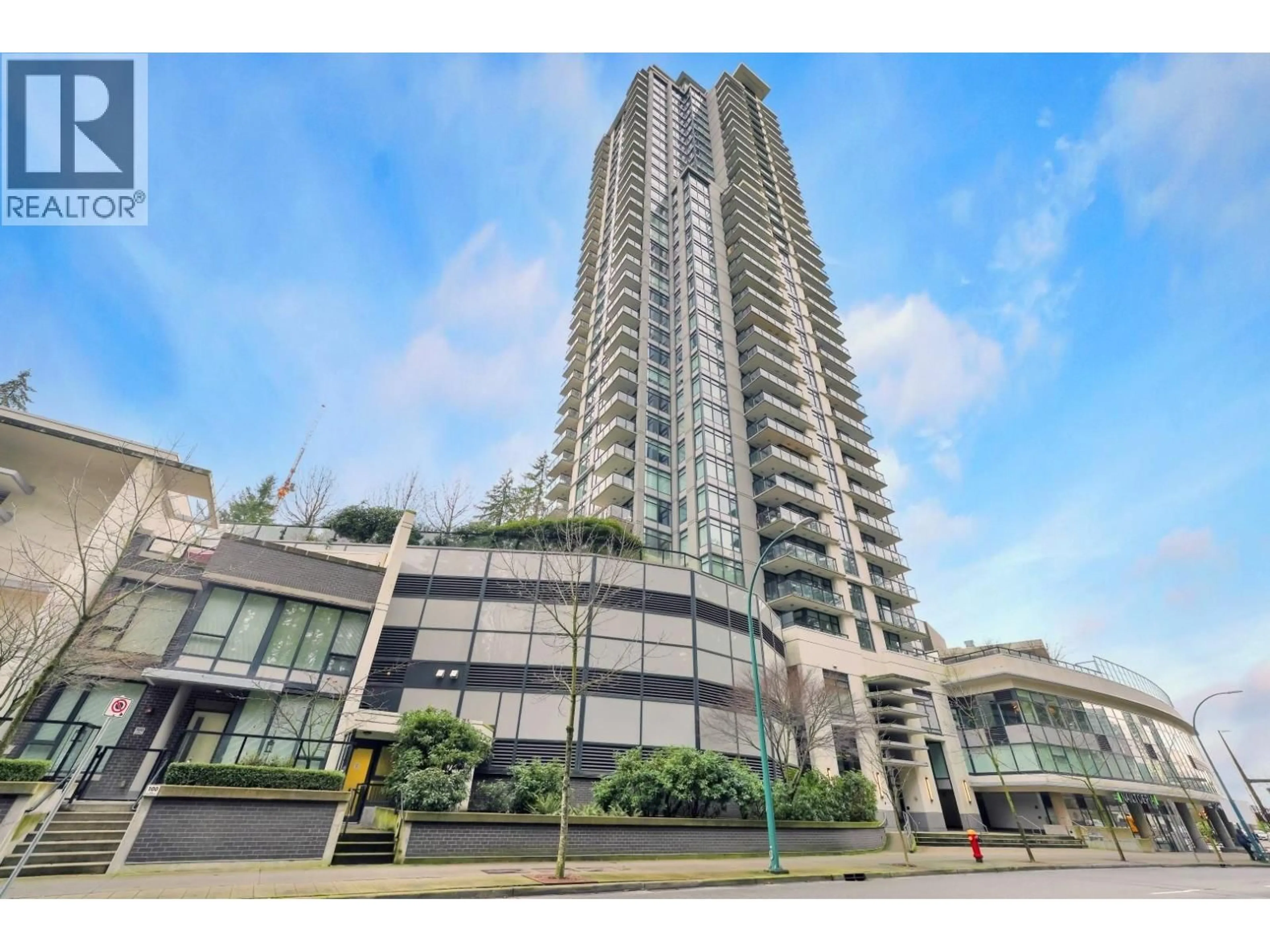 Indoor foyer for 1106 - 3080 LINCOLN STREET, Coquitlam British Columbia V3B0L9