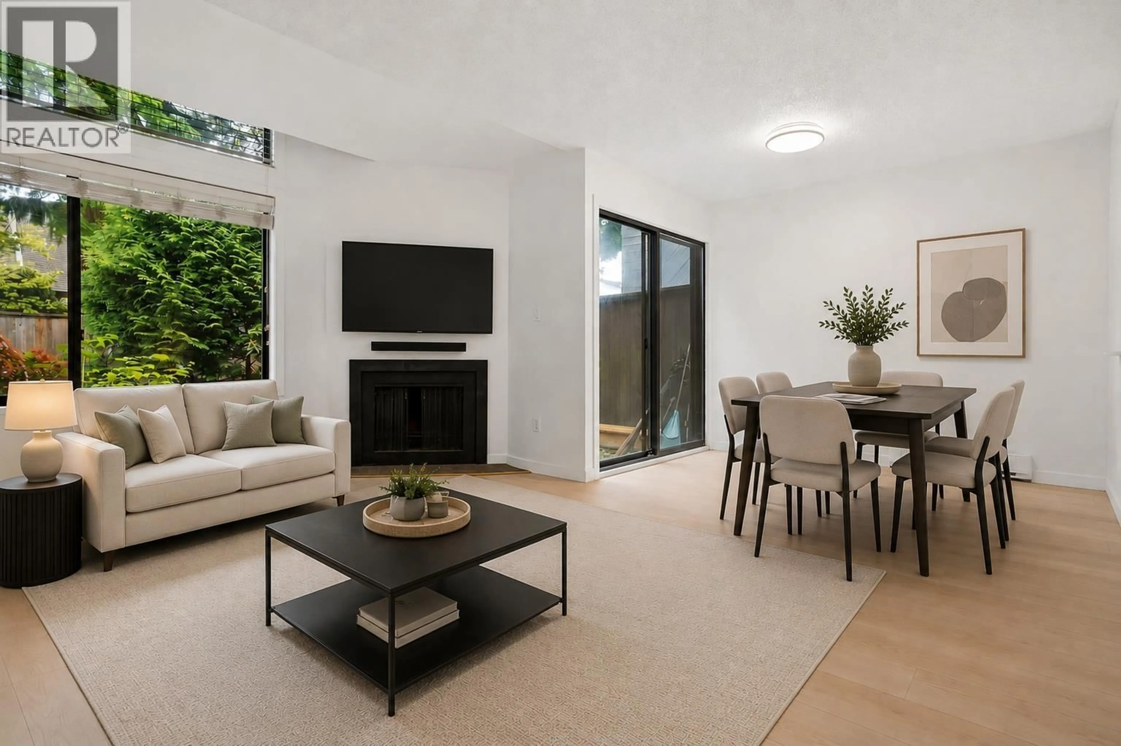 Living room with furniture, unknown for 61 - 3851 BLUNDELL ROAD, Richmond British Columbia V7C4P7