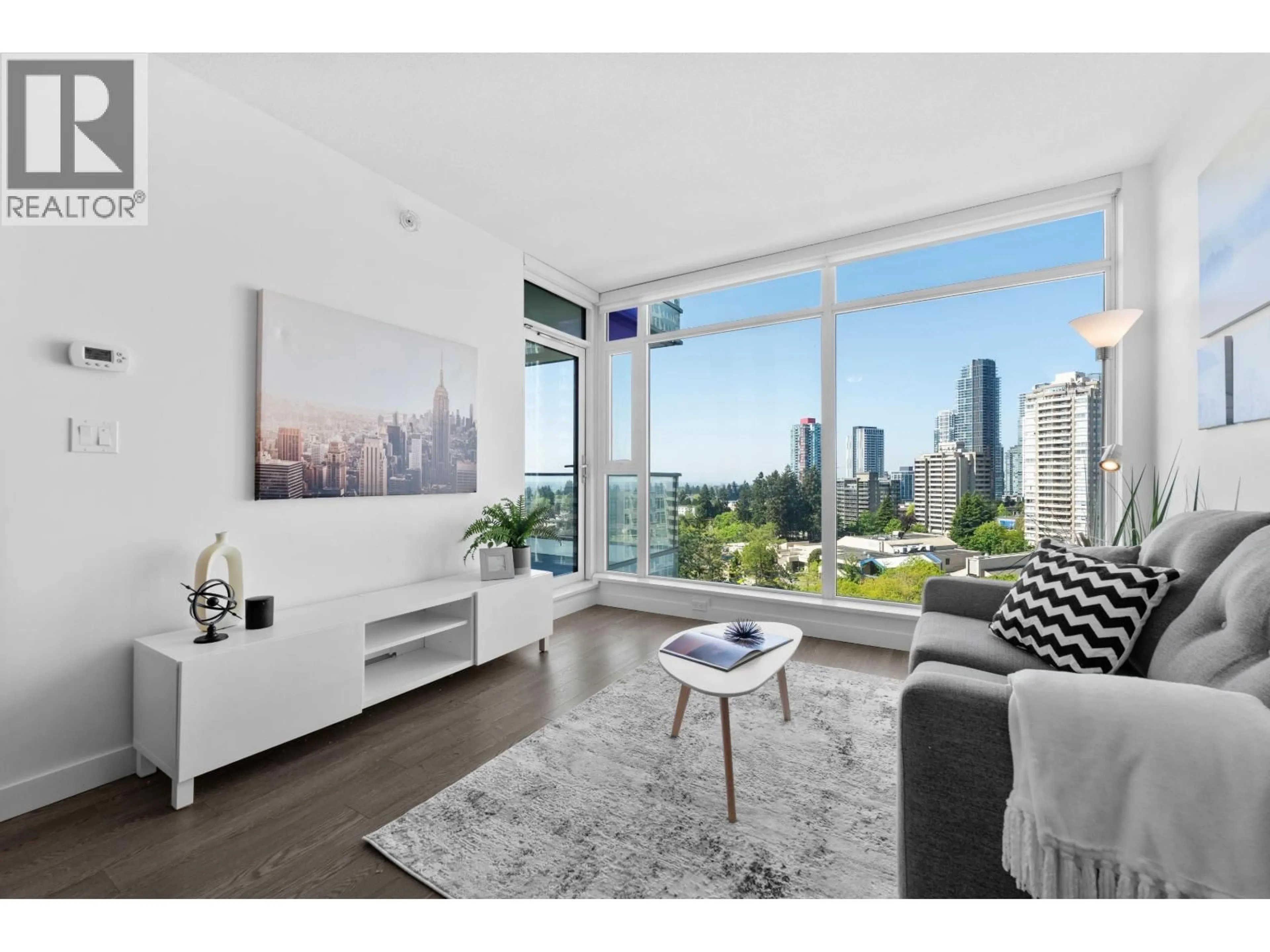 Living room with furniture, unknown for 1705 - 6538 NELSON AVENUE, Burnaby British Columbia V5H0G5