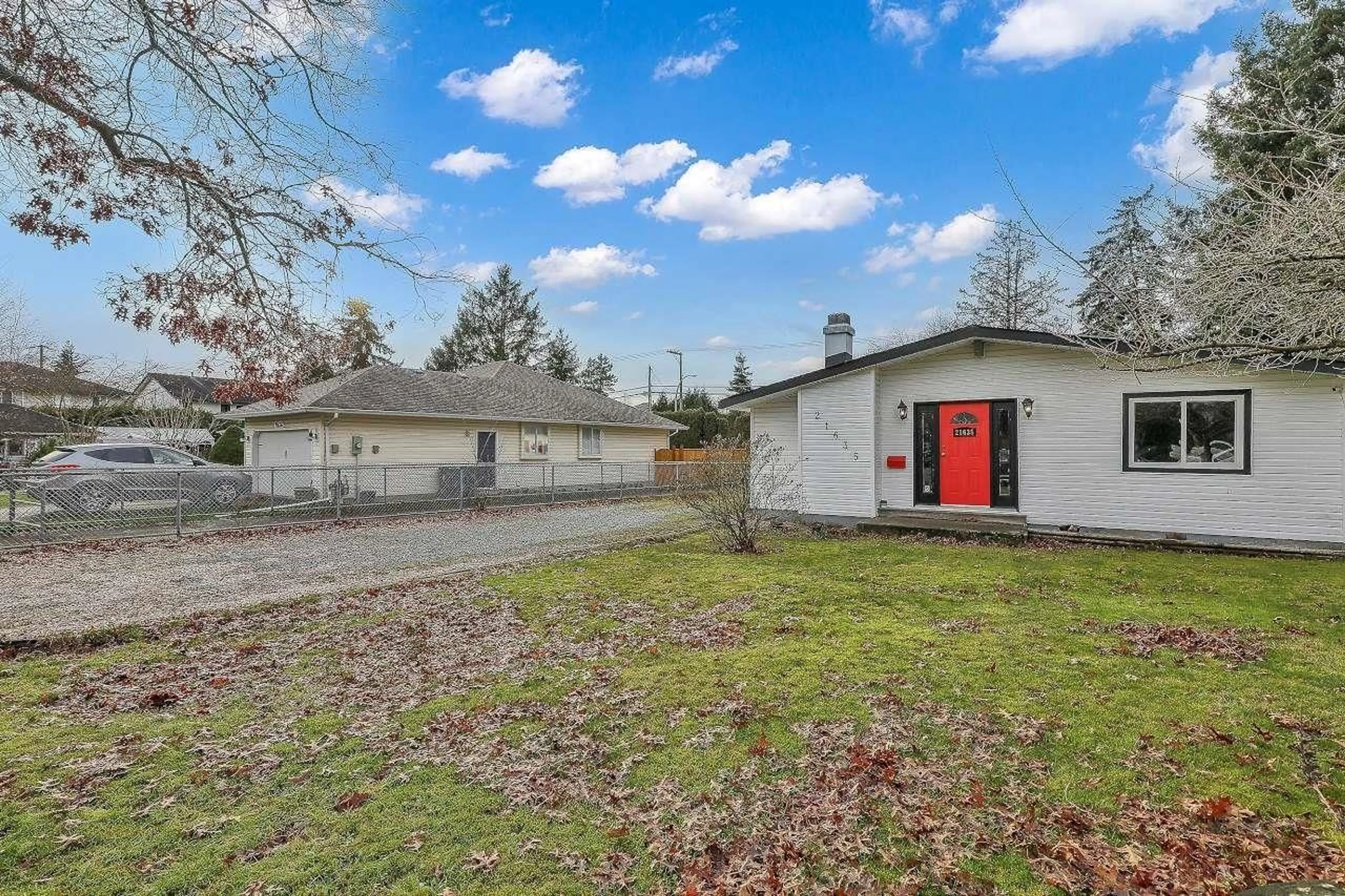A pic from outside/outdoor area/front of a property/back of a property/a pic from drone, unknown for 21635 50A AVENUE, Langley British Columbia V3A8W9