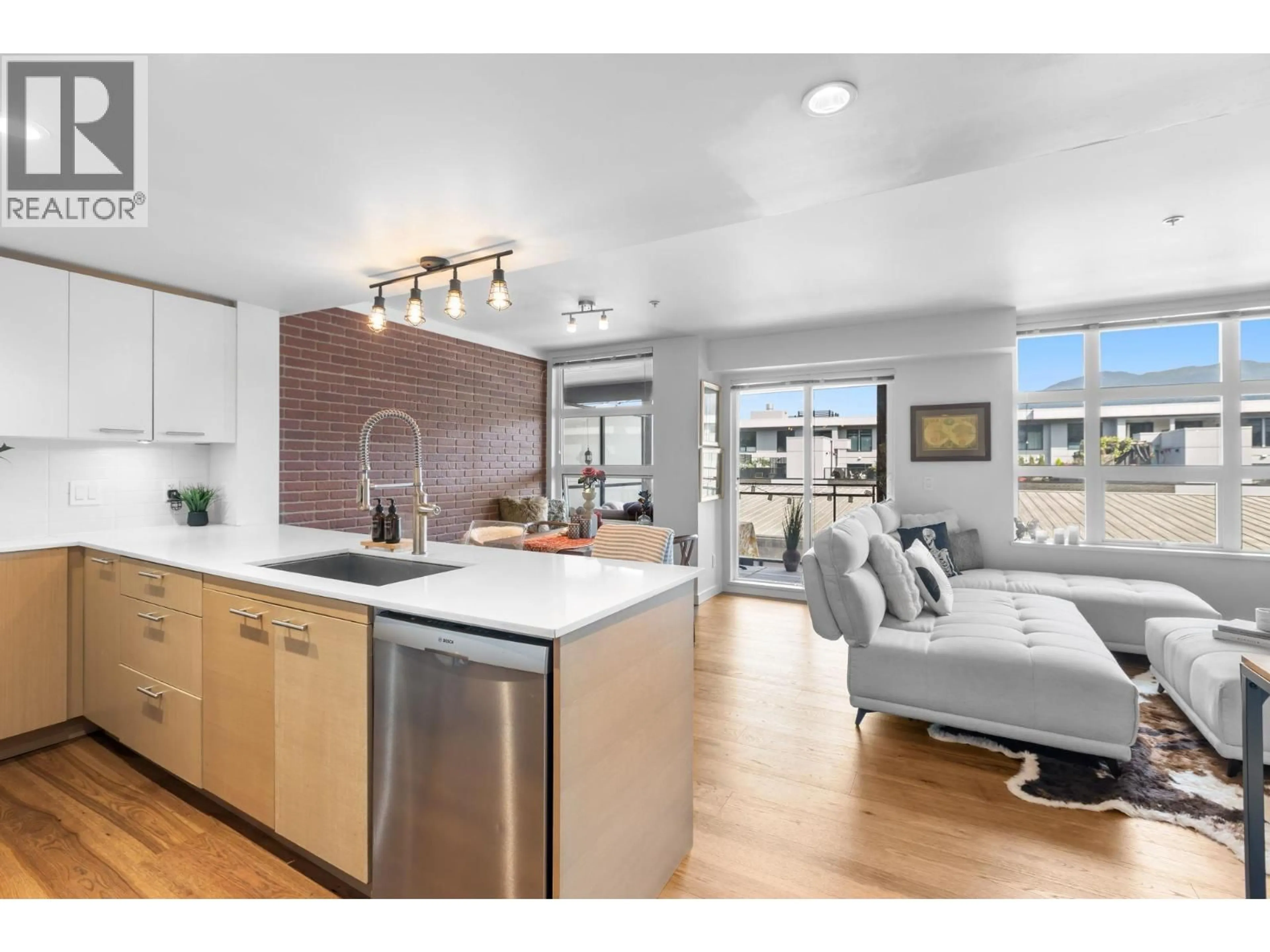 Open concept kitchen, unknown for 516 - 95 MOODY STREET, Port Moody British Columbia V3H0H2