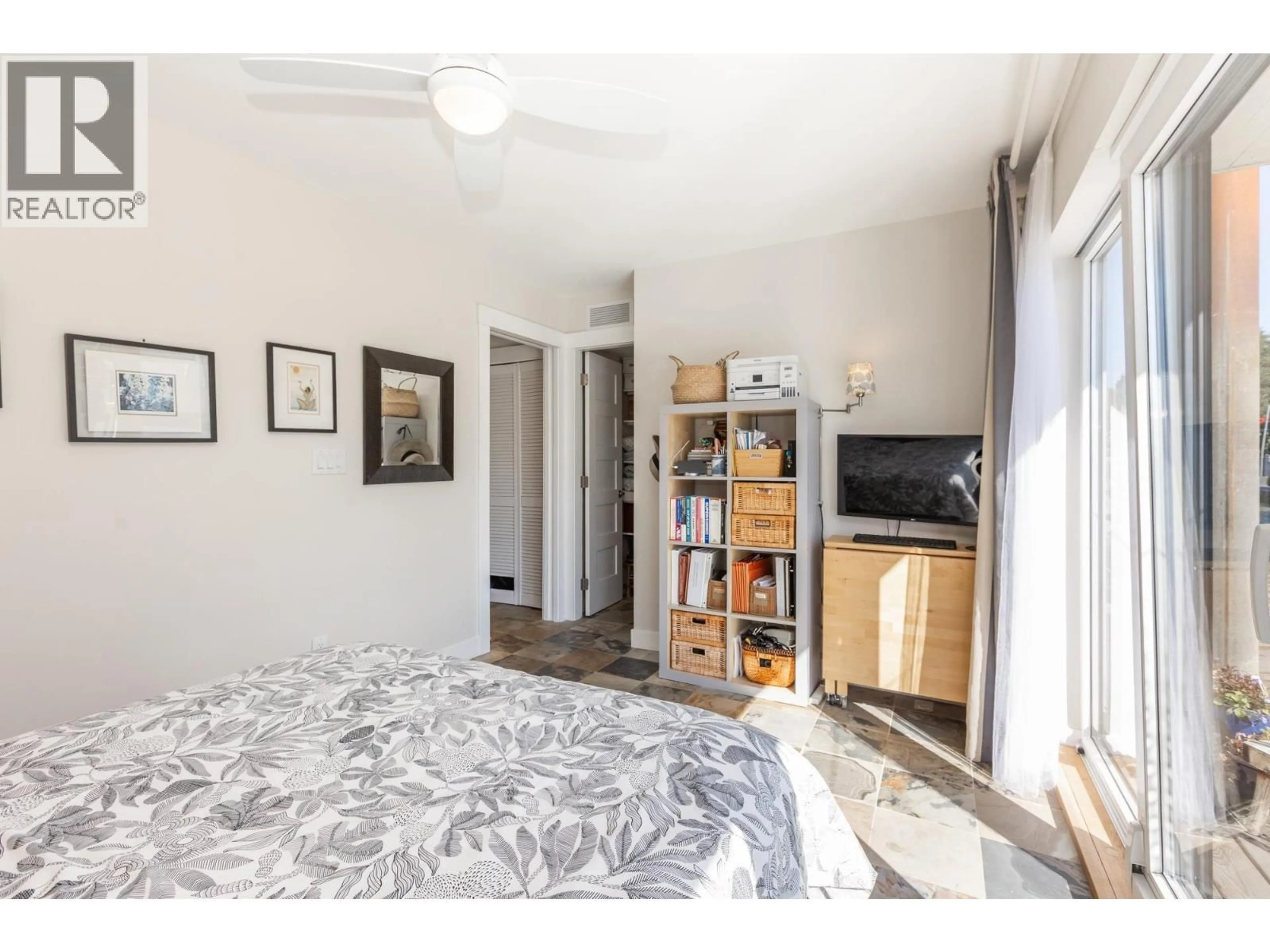 A pic of a room for 1 - 3473 RIVER ROAD, Delta British Columbia V4K5E9