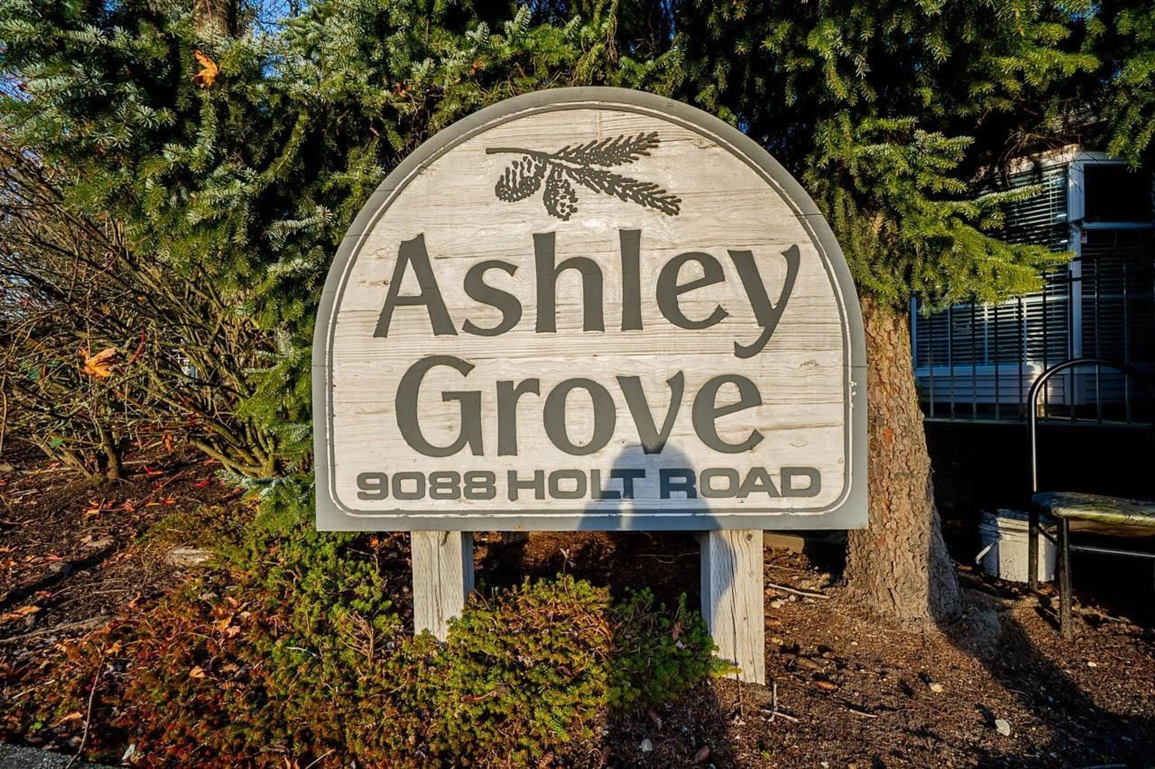 Lobby for 1 - 9088 HOLT ROAD, Surrey British Columbia V3V4H3