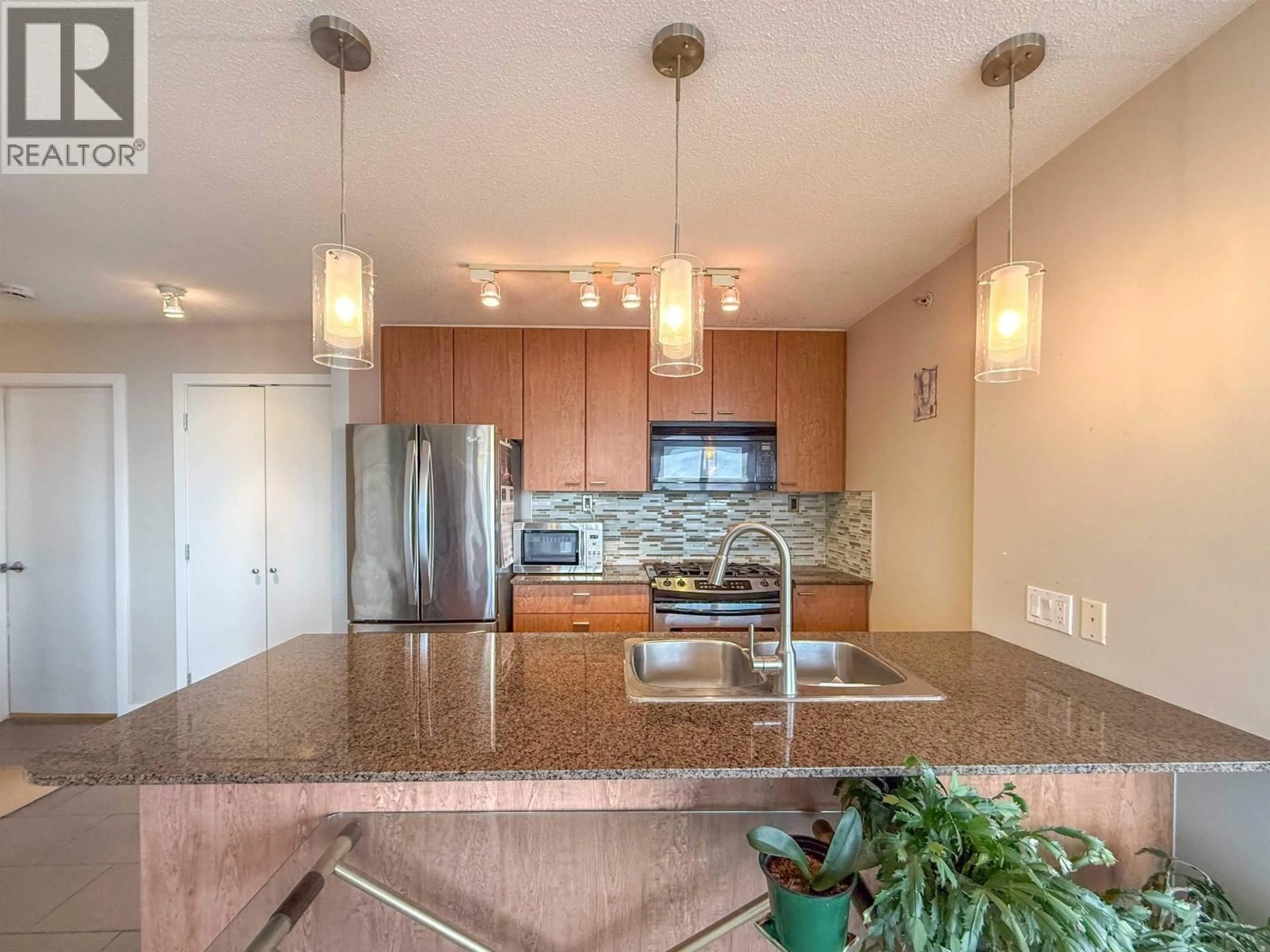 Open concept kitchen, unknown for 1403 - 7063 HALL AVENUE, Burnaby British Columbia V5E0A5