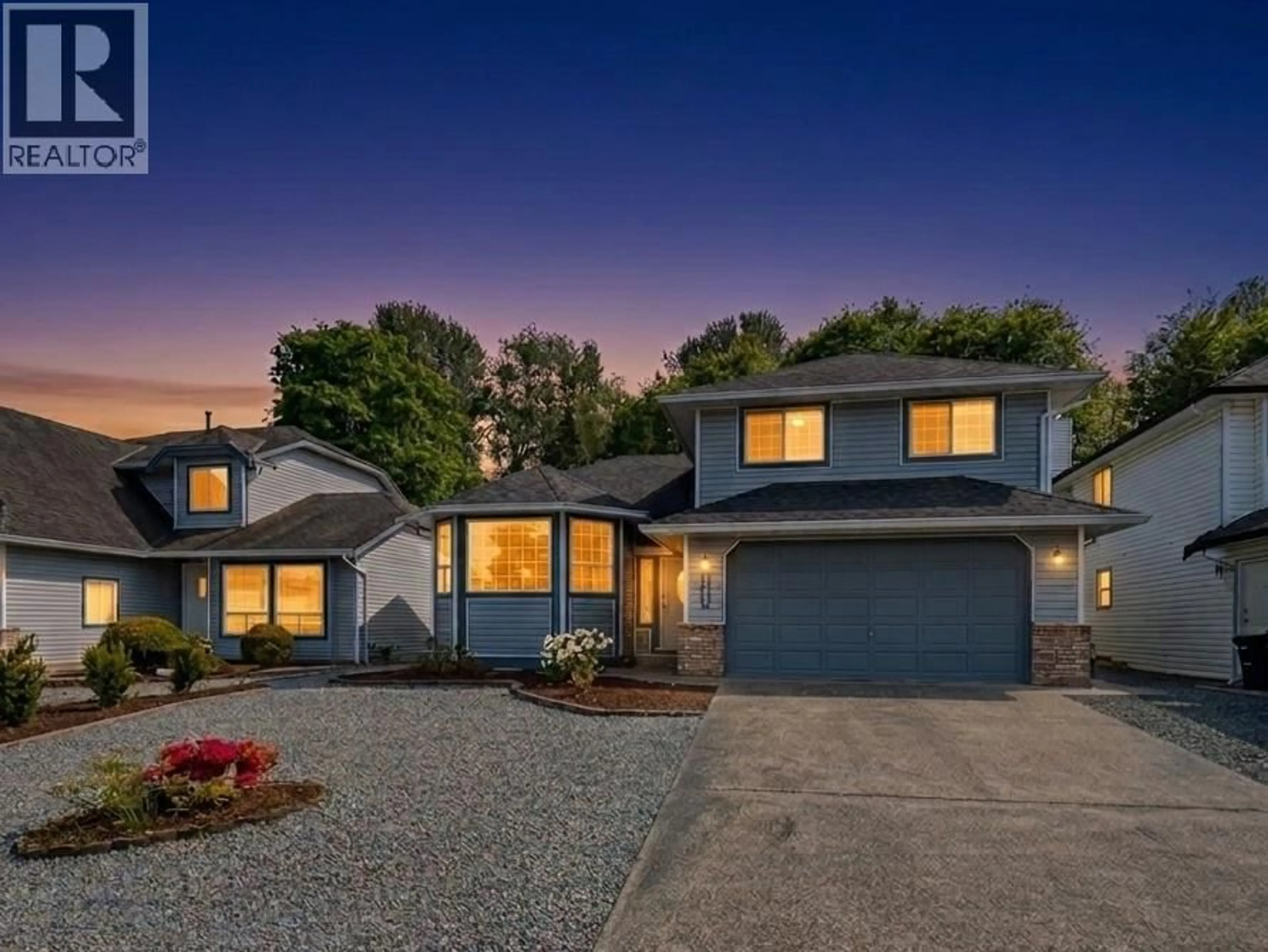 Home with vinyl exterior material, street for 19607 SOMERSET DRIVE, Pitt Meadows British Columbia V3Y2L4