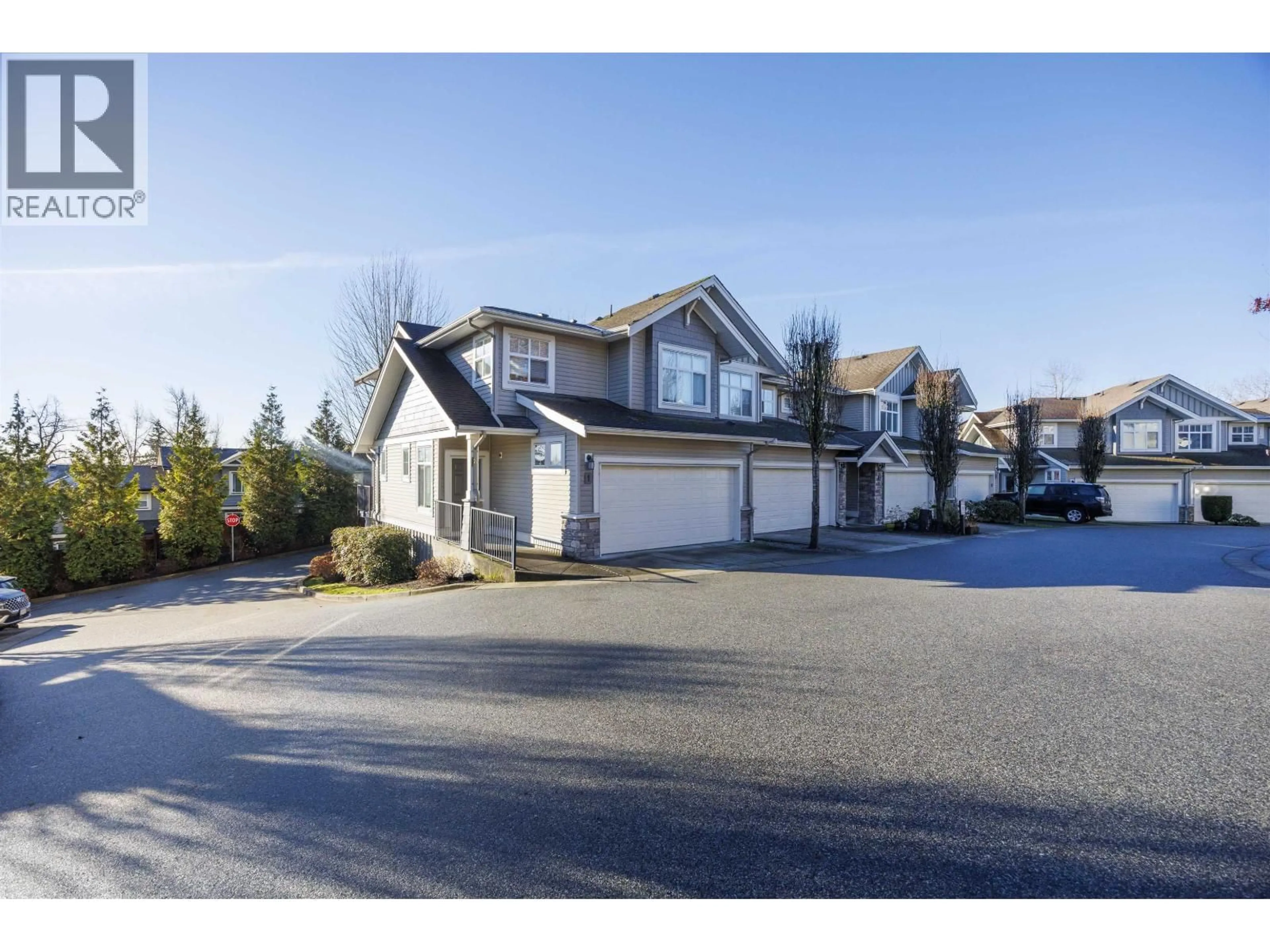 A pic from outside/outdoor area/front of a property/back of a property/a pic from drone, street for 3 - 11282 COTTONWOOD DRIVE, Maple Ridge British Columbia V2X8W7