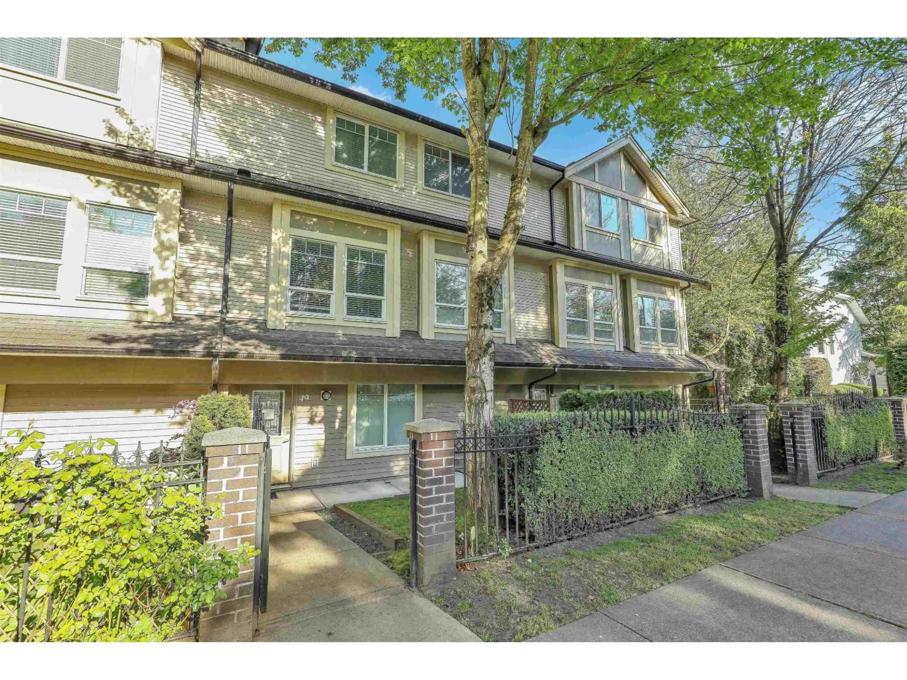 Unknown for 49 - 8358 121A STREET, Surrey British Columbia V3W1T6