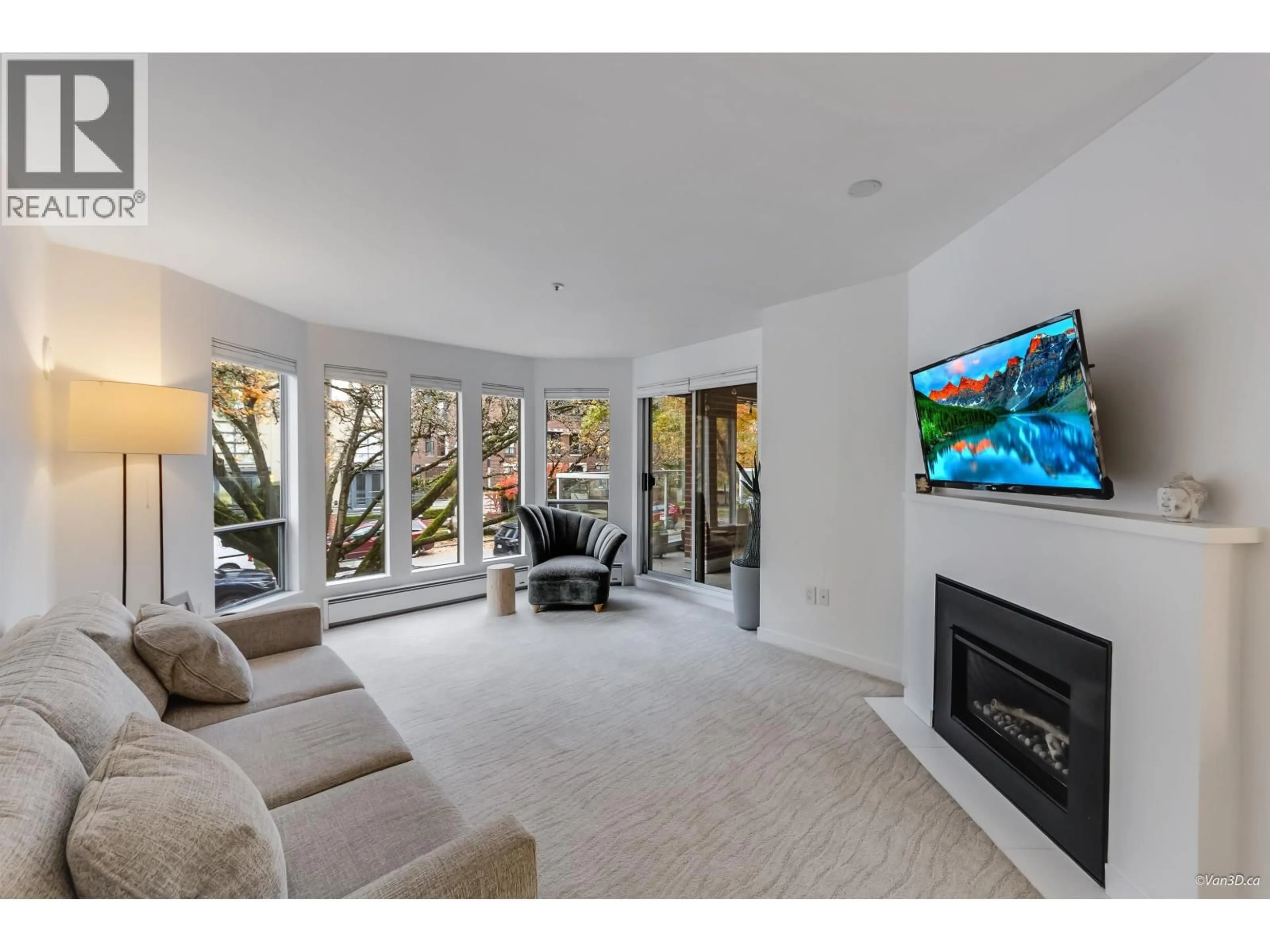 Living room with furniture, unknown for 207 - 2288 12TH AVENUE, Vancouver British Columbia V6K4R2
