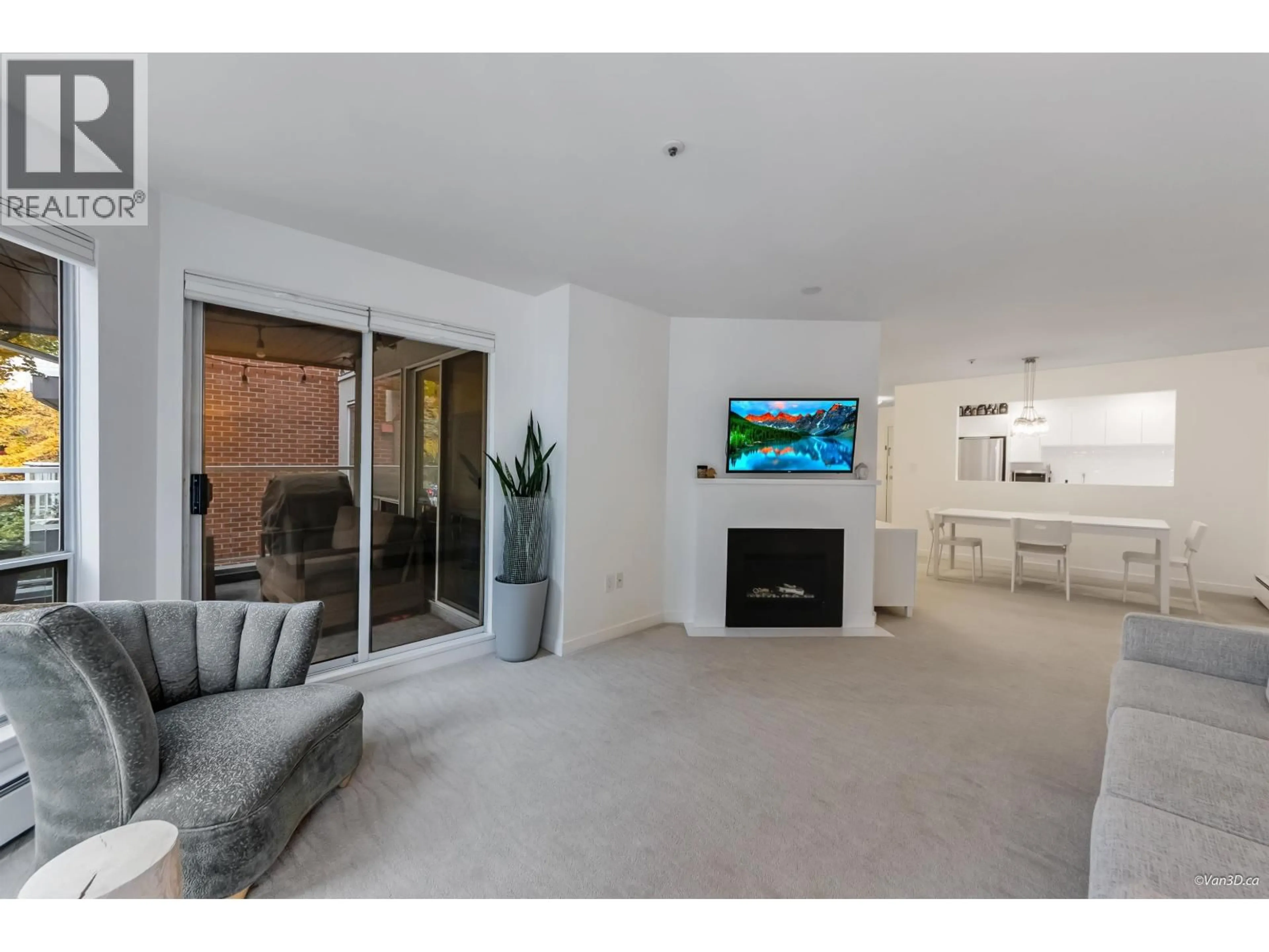 Unknown for 207 - 2288 12TH AVENUE, Vancouver British Columbia V6K4R2