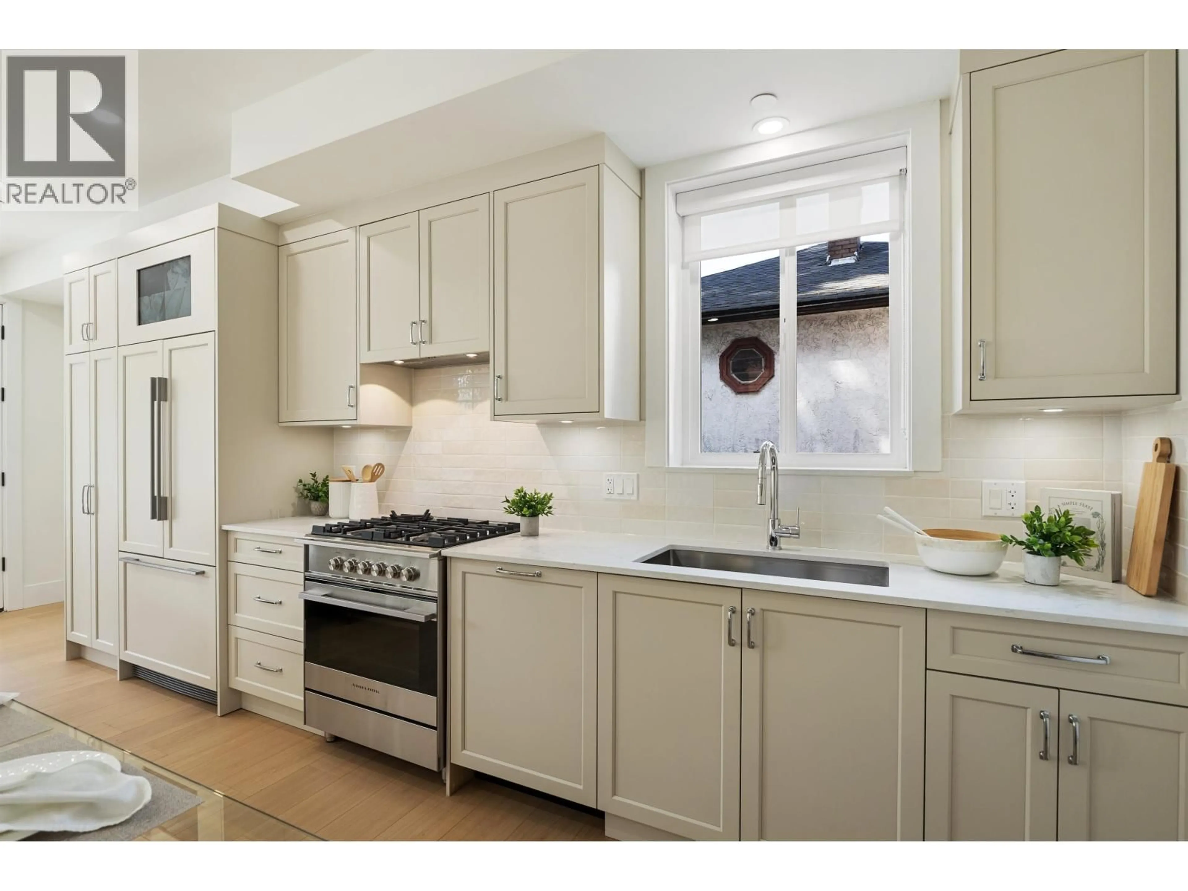 Unknown for 1 - 2447 41 AVENUE, Vancouver British Columbia V5R2W2