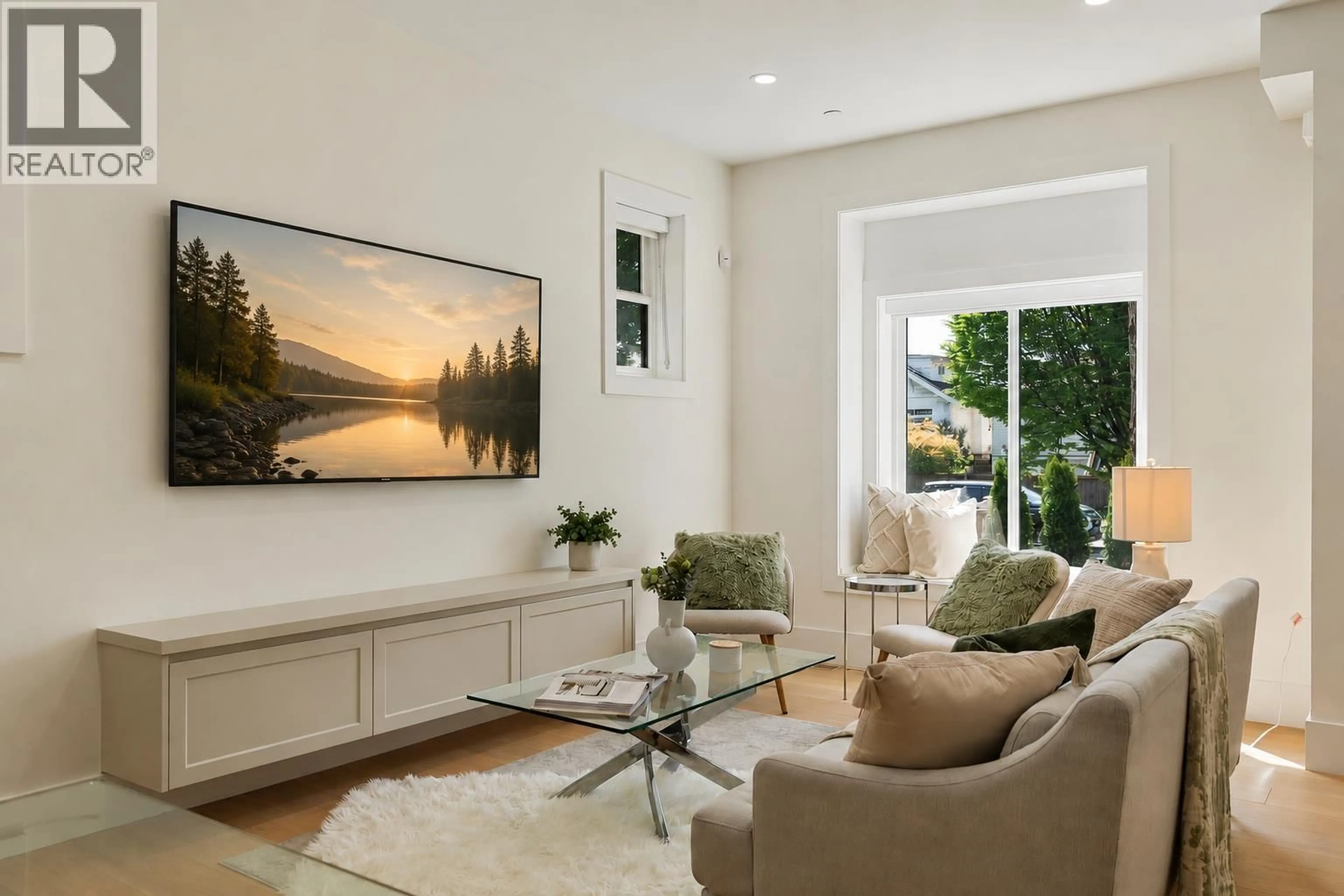 Unknown for 1 - 2447 41 AVENUE, Vancouver British Columbia V5R2W2
