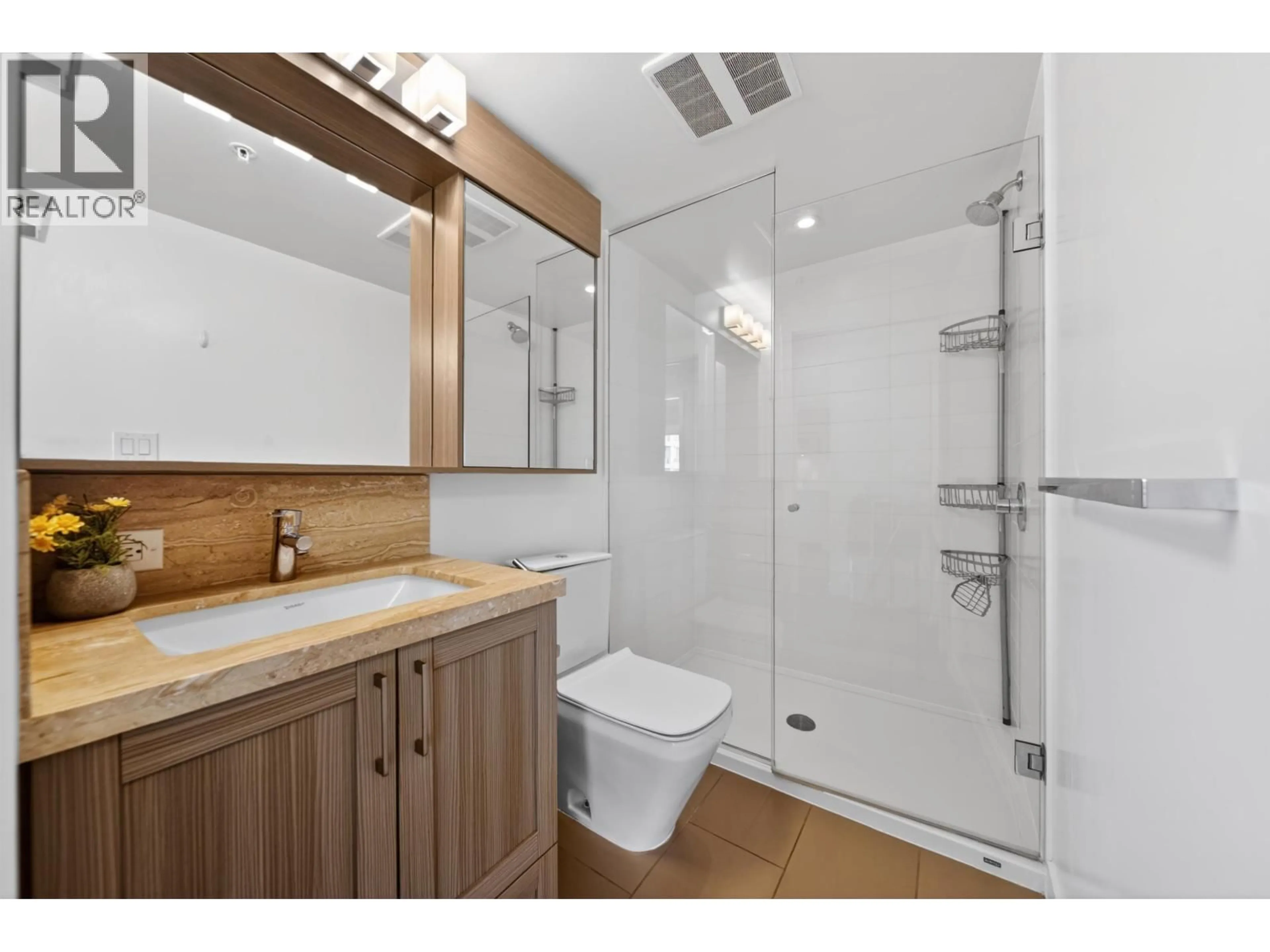 Standard bathroom, ceramic/tile floor for 1502 - 5470 ORMIDALE STREET, Vancouver British Columbia V5R0G6