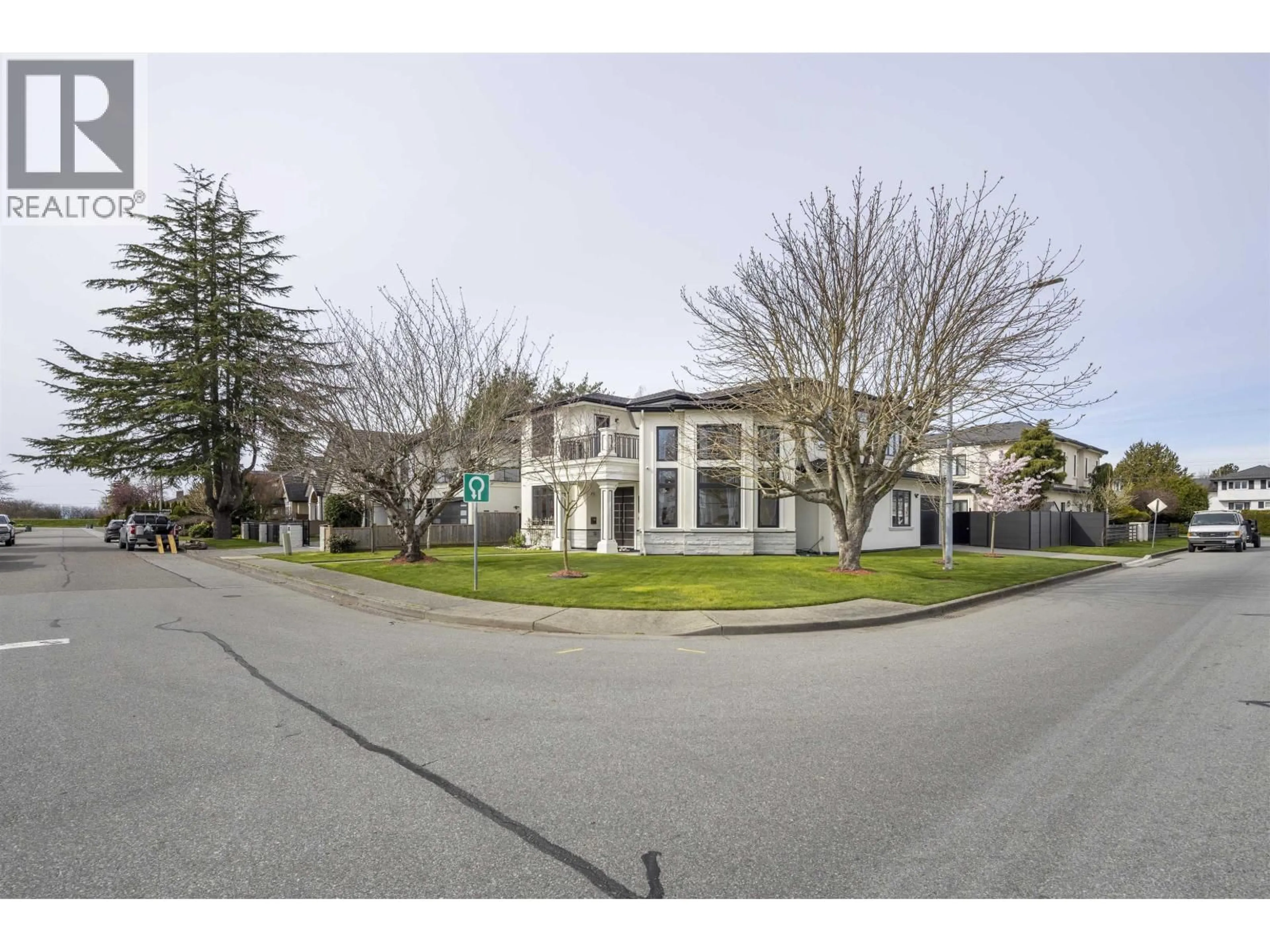 A pic from outside/outdoor area/front of a property/back of a property/a pic from drone, street for 3311 SPRINGFORD AVENUE, Richmond British Columbia V7E1T8