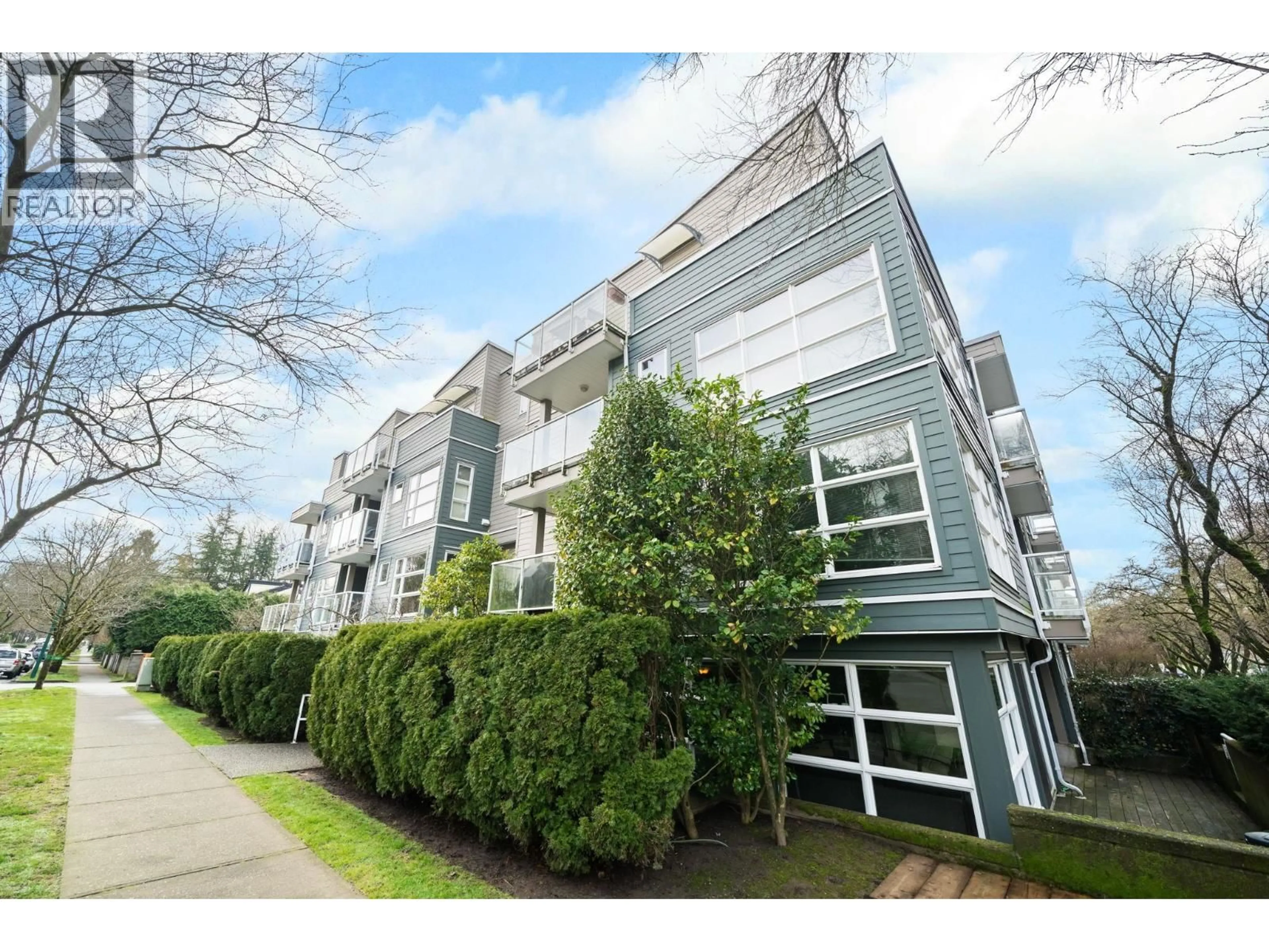Unknown for 2815 YEW STREET, Vancouver British Columbia V6K3H6