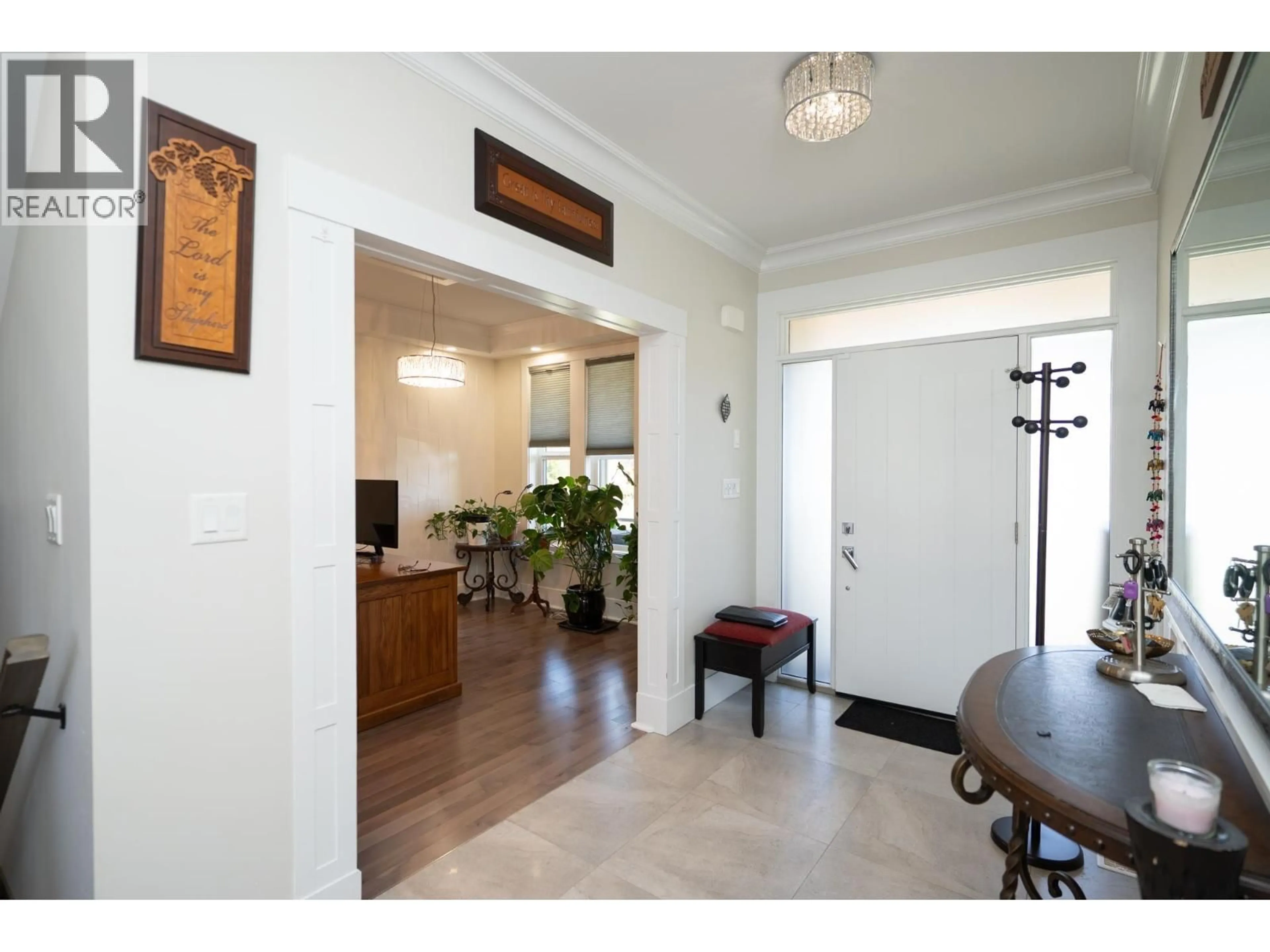 Indoor entryway for 3938 AREND DRIVE, Prince George British Columbia V2K0B1