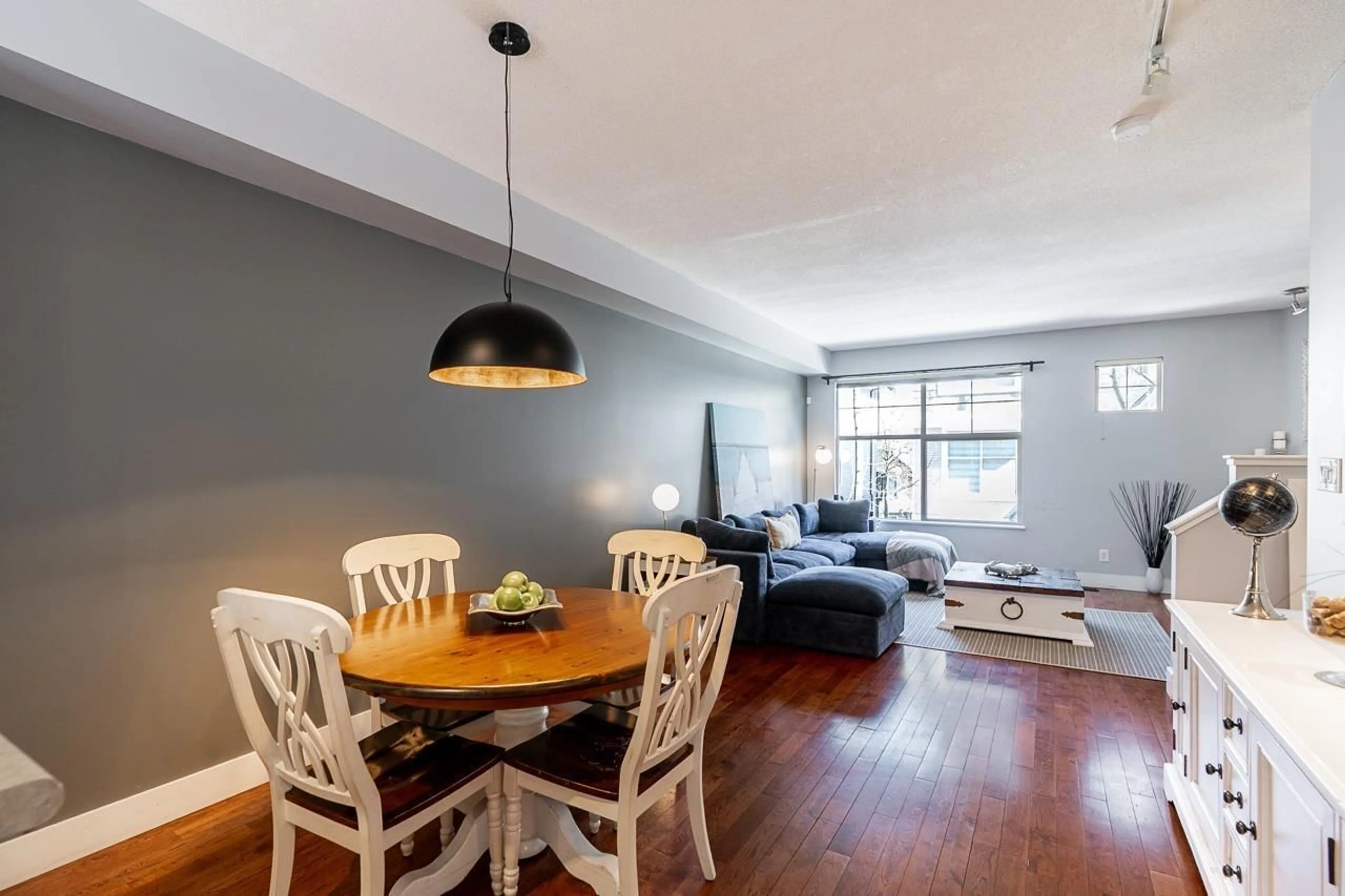 Dining room, wood/laminate floor for 52 - 15152 62A AVENUE, Surrey British Columbia V3S1V1
