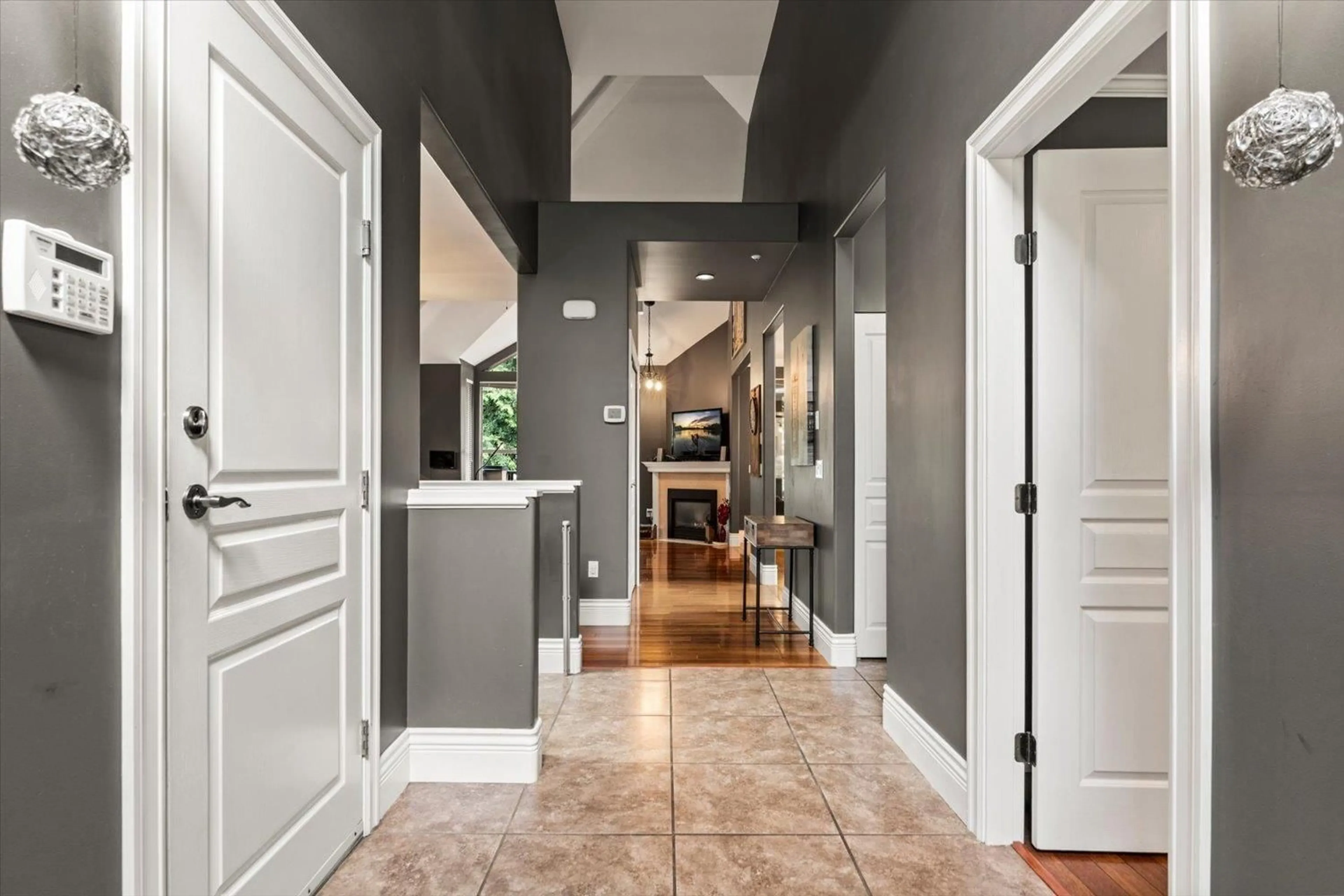 Indoor entryway for 29 - 2058 WINFIELD DRIVE, Abbotsford British Columbia V3G1M4