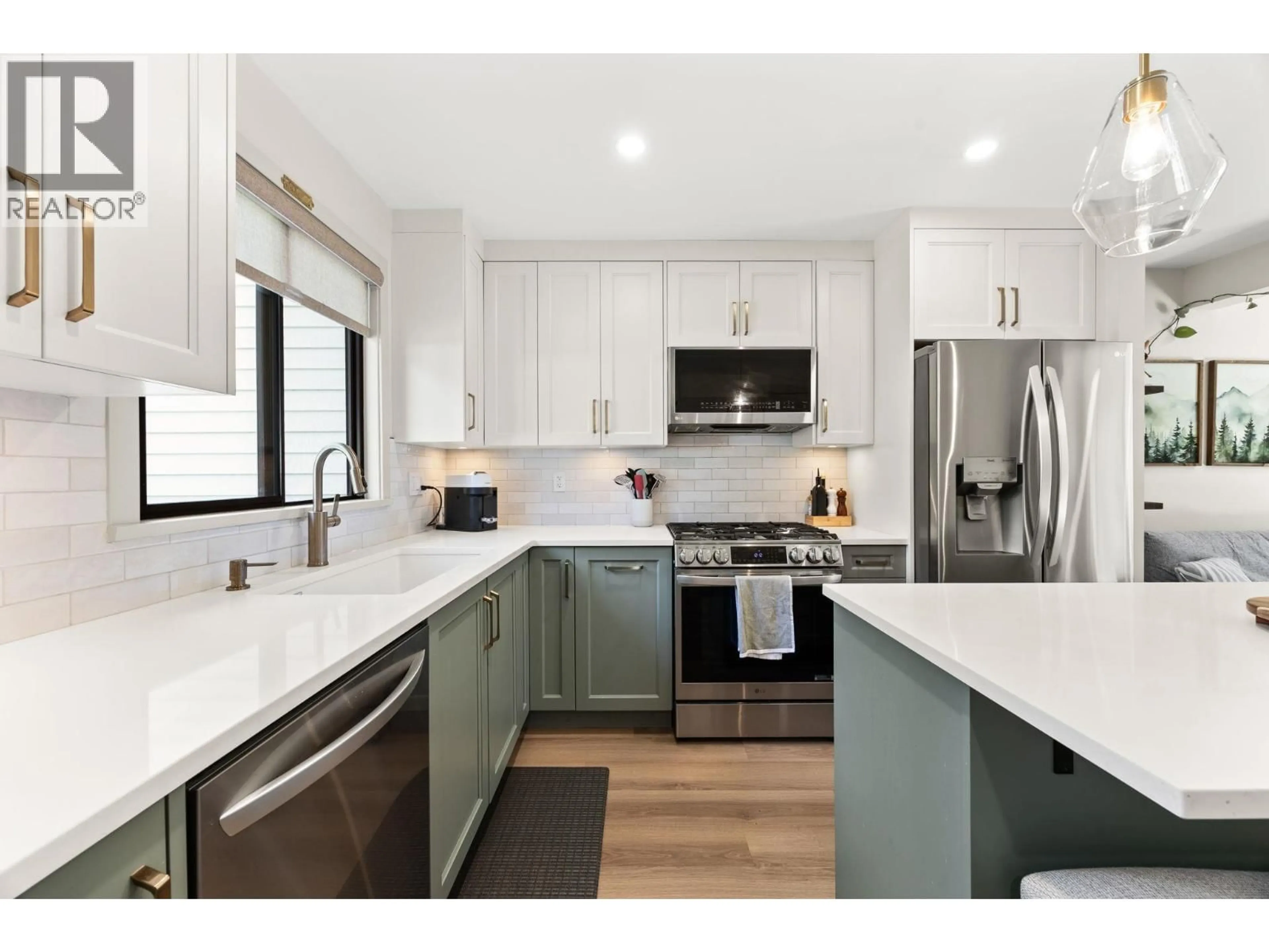 Open concept kitchen, ceramic/tile floor for 8916 ORION PLACE, Burnaby British Columbia V3J1A2