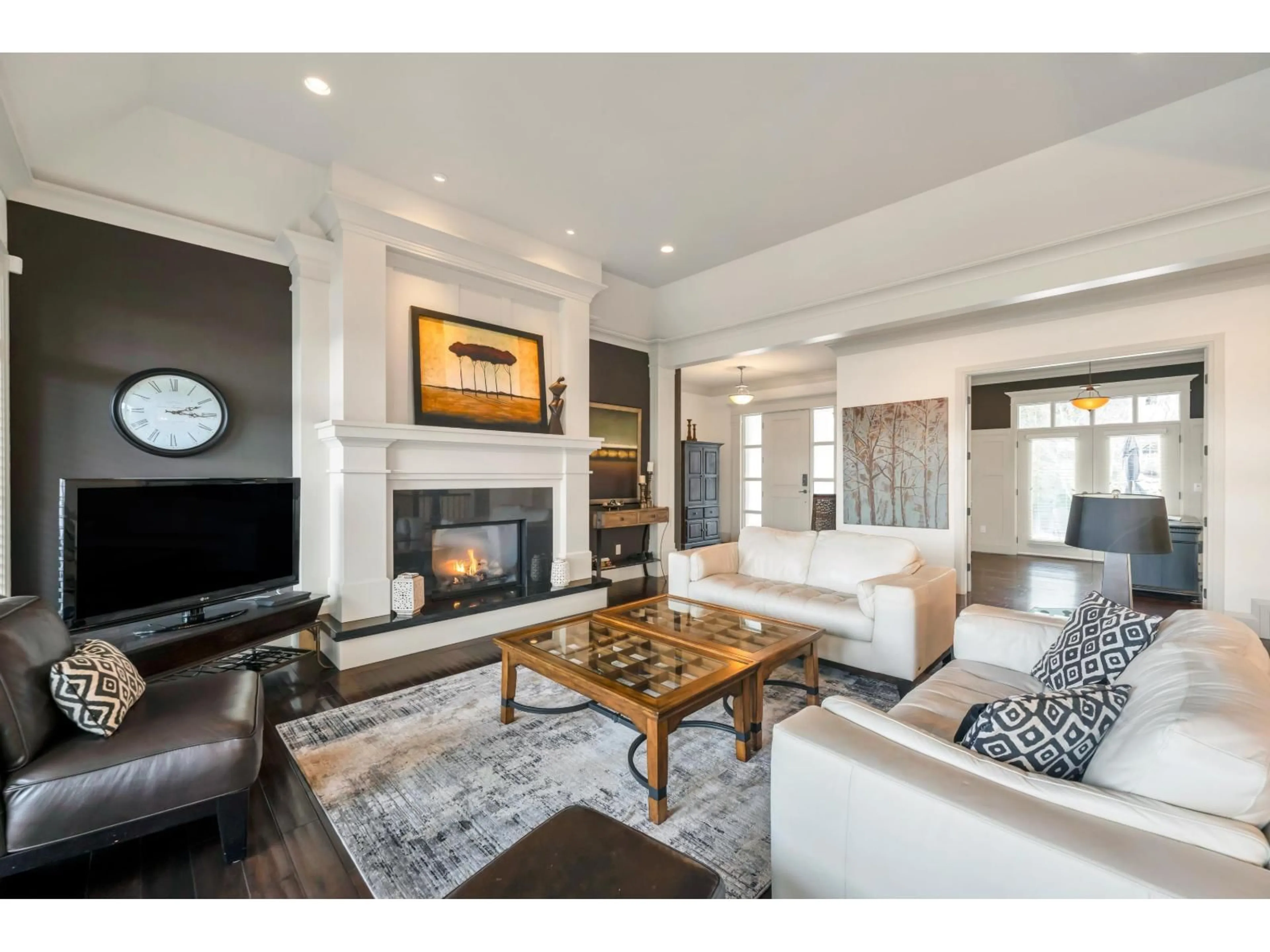 Living room with furniture, unknown for 1 - 35689 GOODBRAND DRIVE, Abbotsford British Columbia V3G0C5
