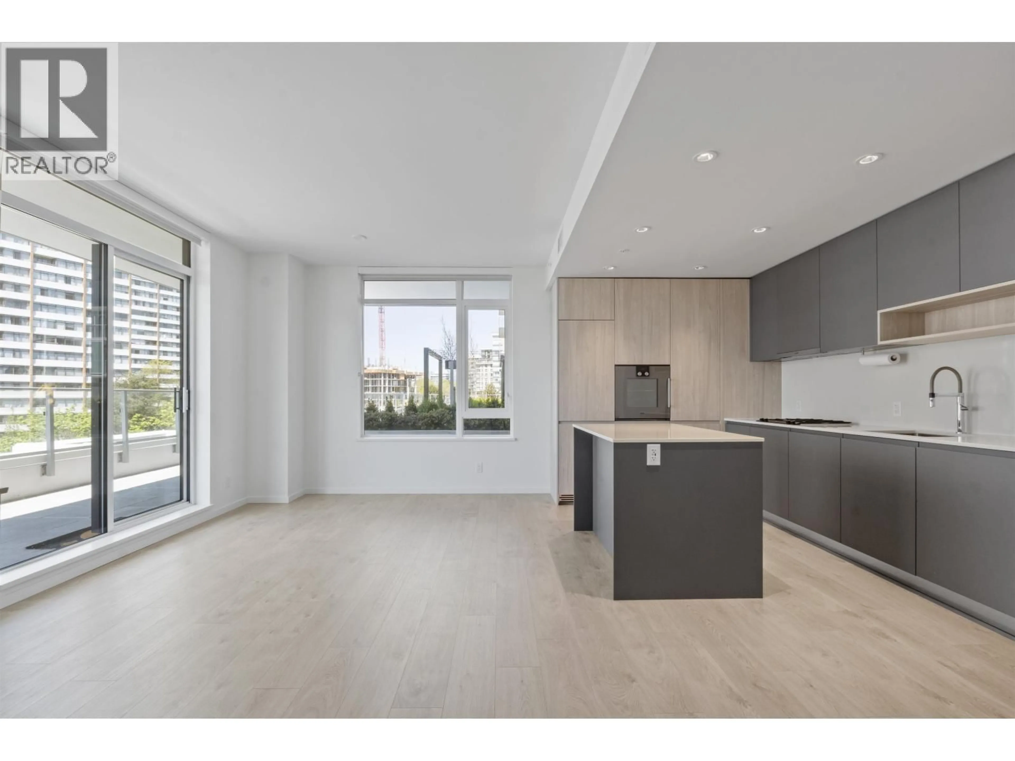 Open concept kitchen, unknown for 468 - 6600 MINORU BOULEVARD, Richmond British Columbia V6Y0N3