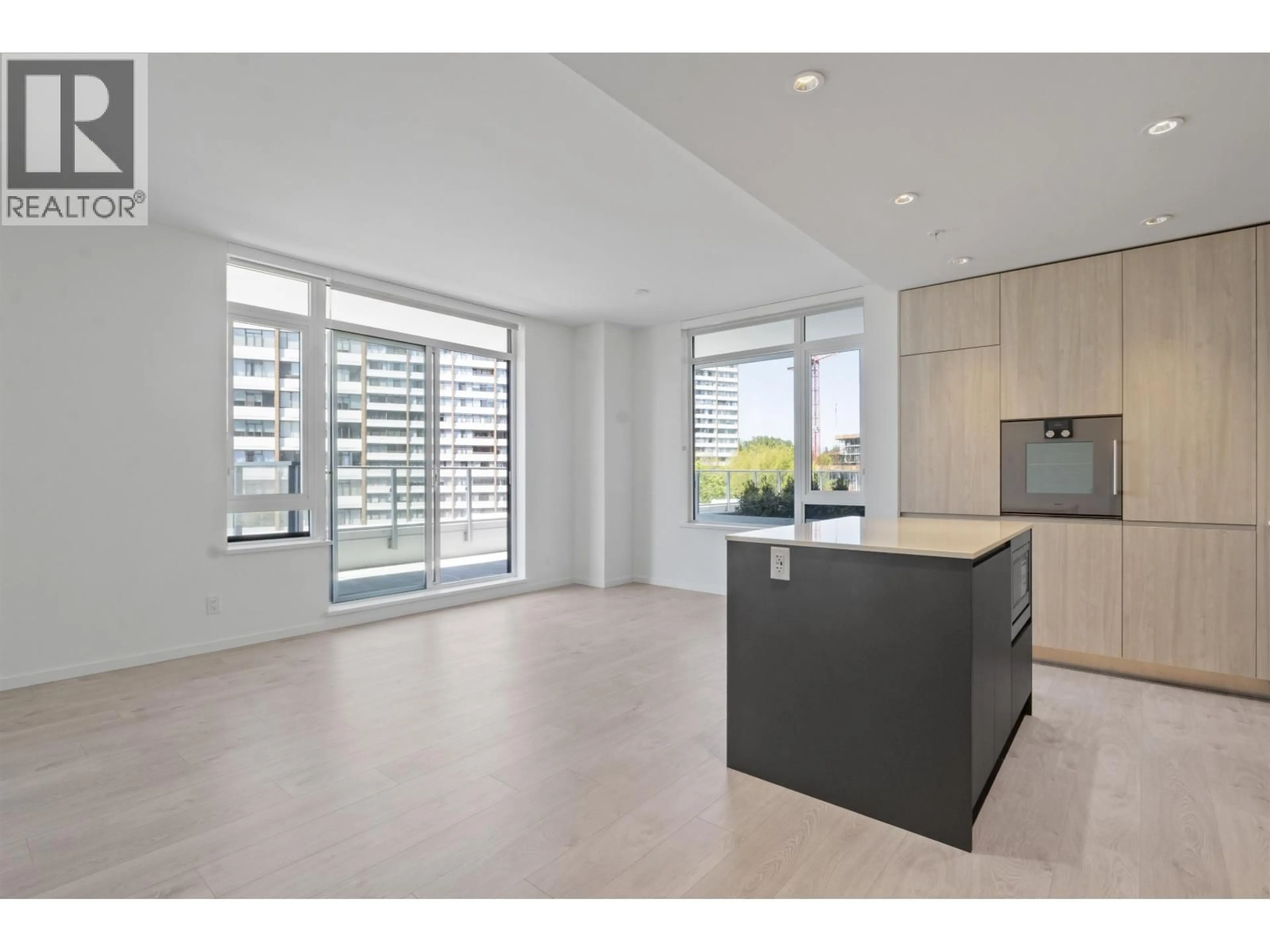 Open concept kitchen, unknown for 468 - 6600 MINORU BOULEVARD, Richmond British Columbia V6Y0N3