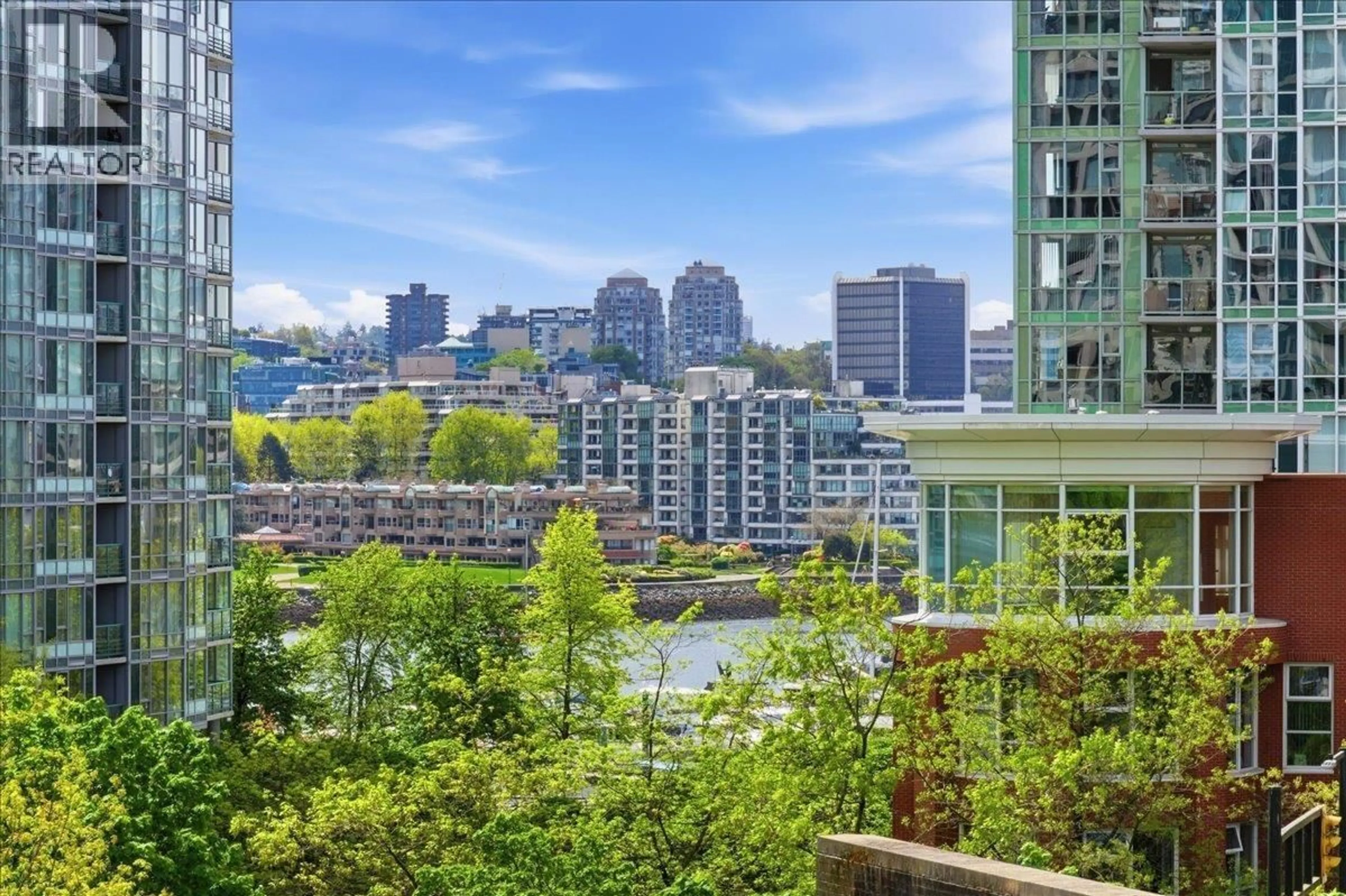 Patio, city buildings view from balcony for 603 - 1009 EXPO BOULEVARD, Vancouver British Columbia V6Z2V9