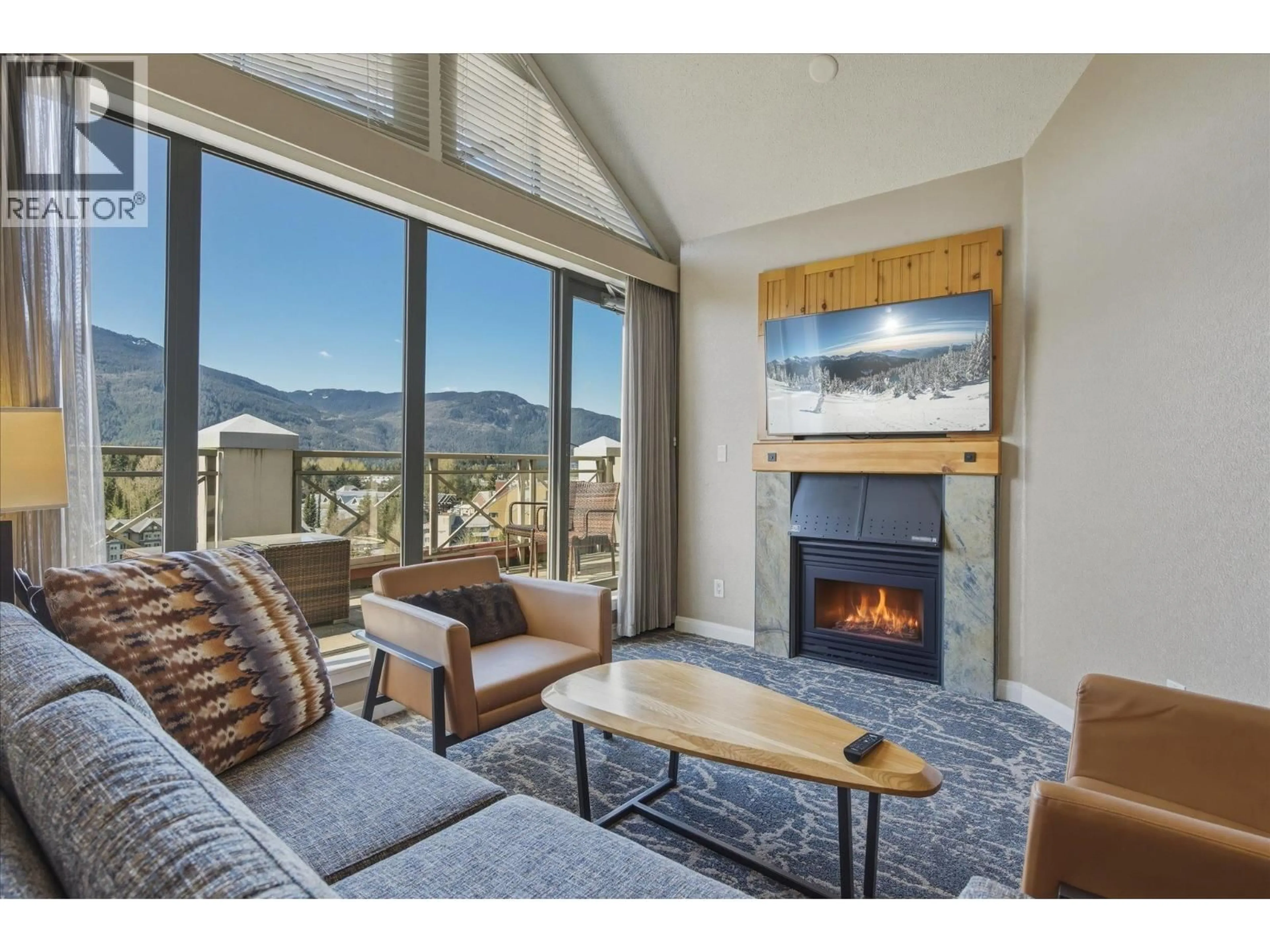 Living room with furniture, unknown for 963 - 4090 WHISTLER WAY, Whistler British Columbia V8E1J3