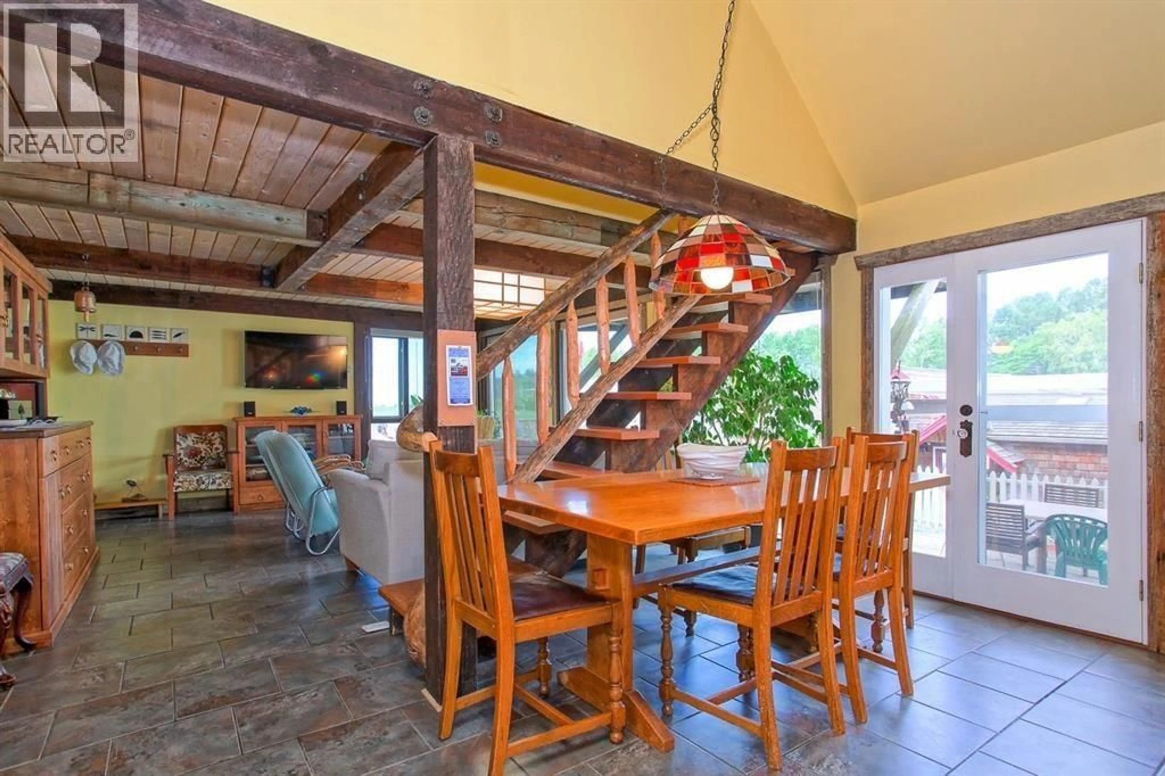 Dining room, unknown for 4525 RIVER ROAD, Delta British Columbia V4K1R9