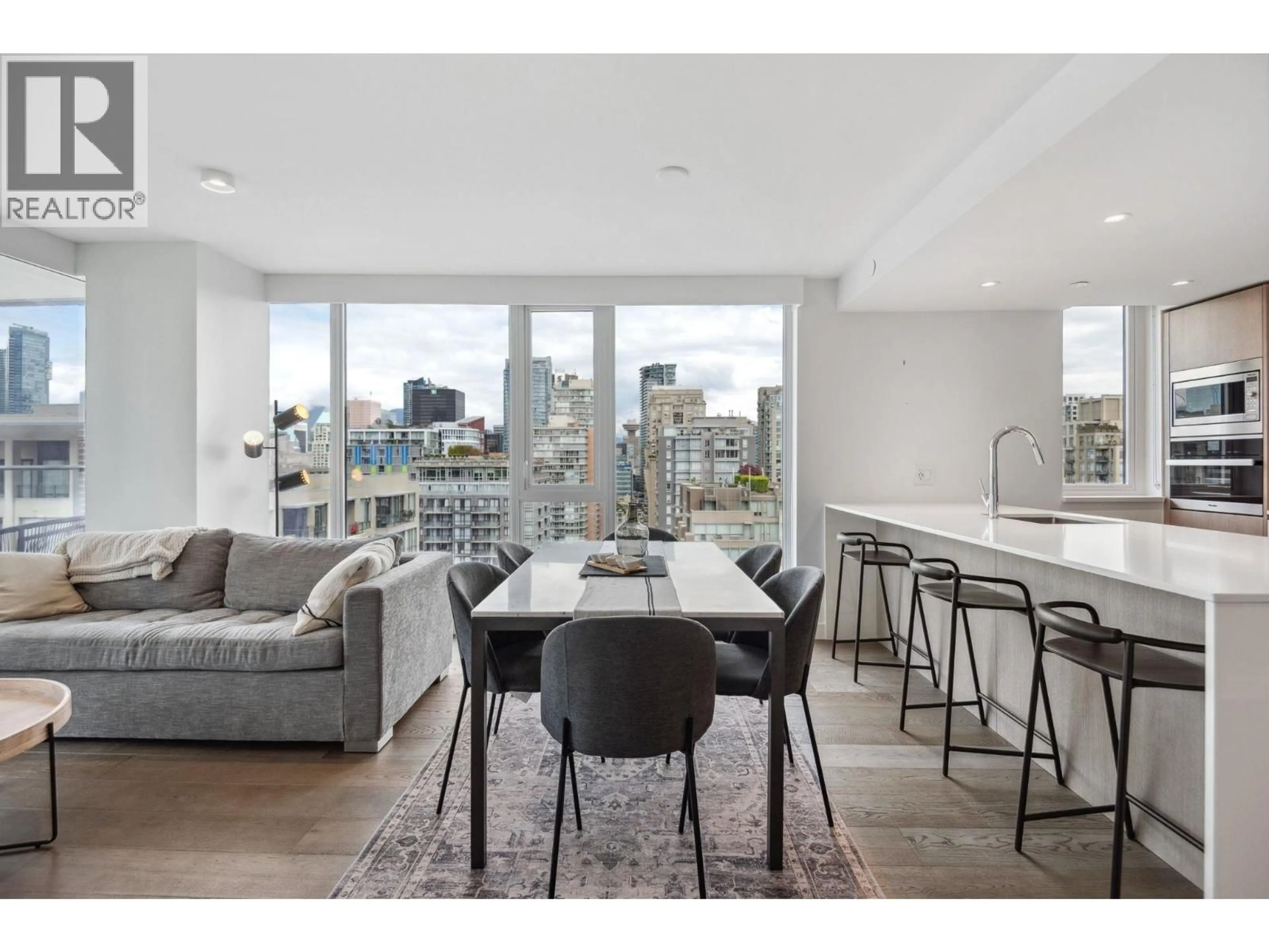 Unknown for 2002 - 1111 RICHARDS STREET, Vancouver British Columbia V6B0S3