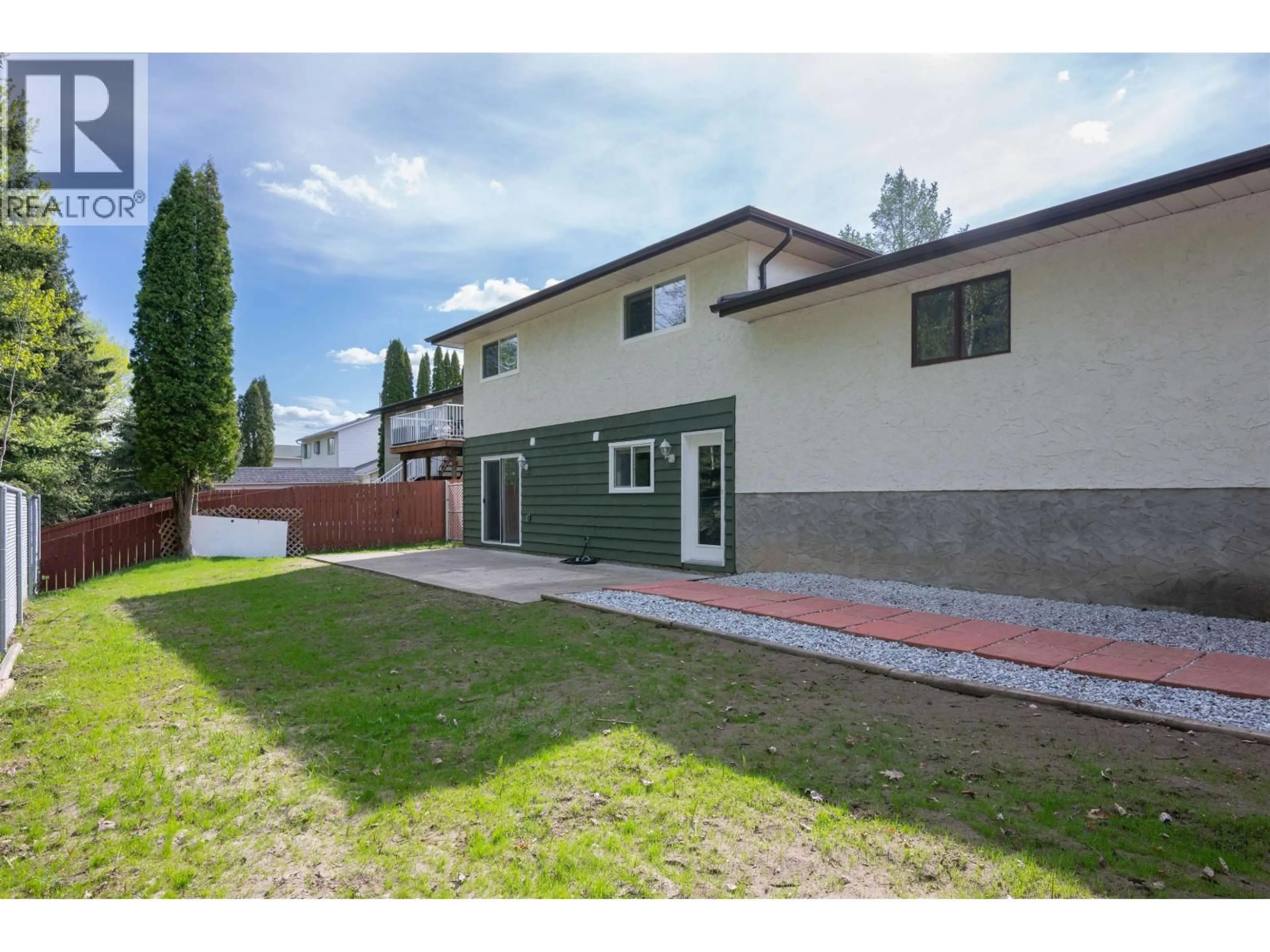Unknown for 8272 ST JOHN CRESCENT, Prince George British Columbia V2N4H8