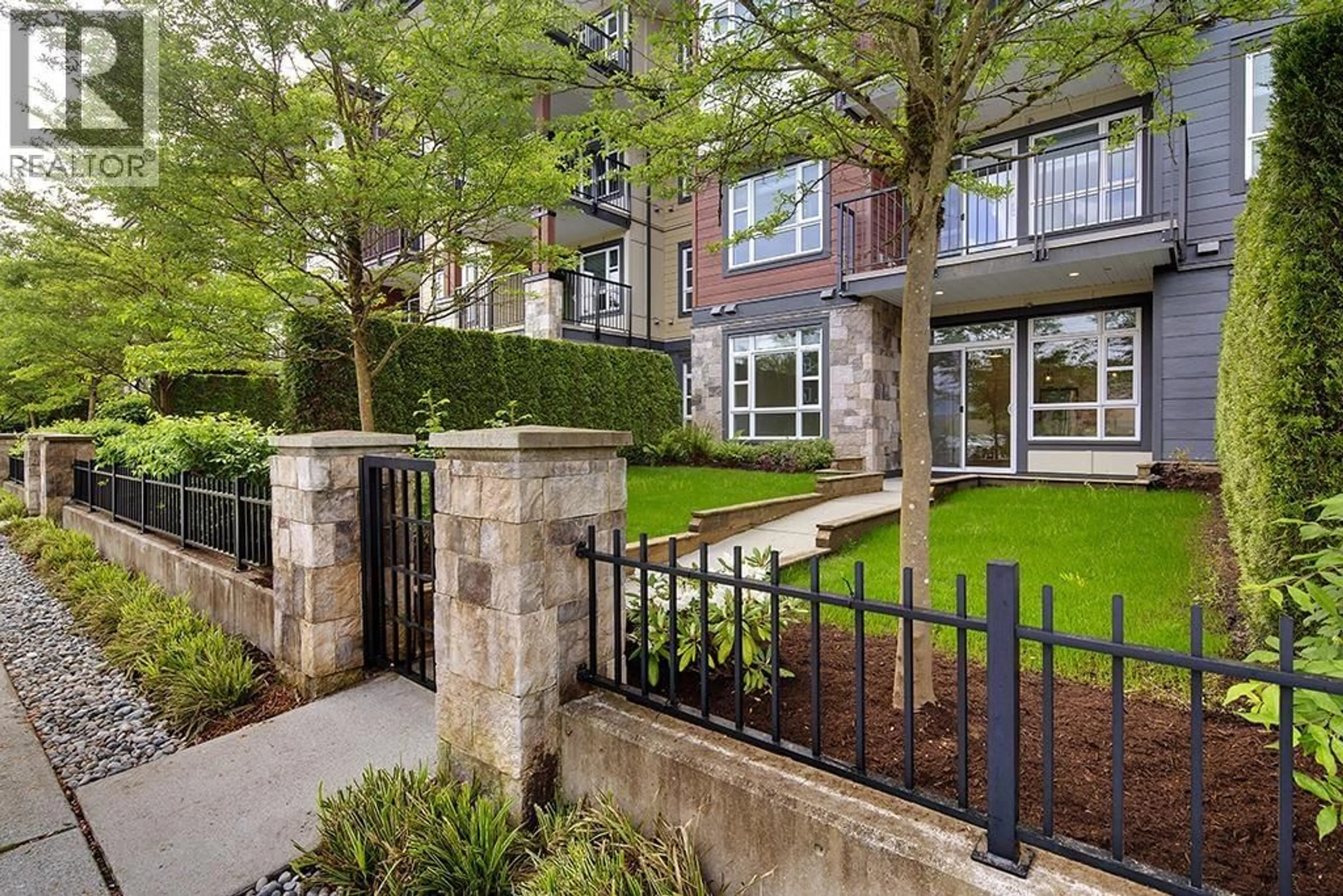 Patio, street for 114 - 22562 121 AVENUE, Maple Ridge British Columbia V2X3Y8