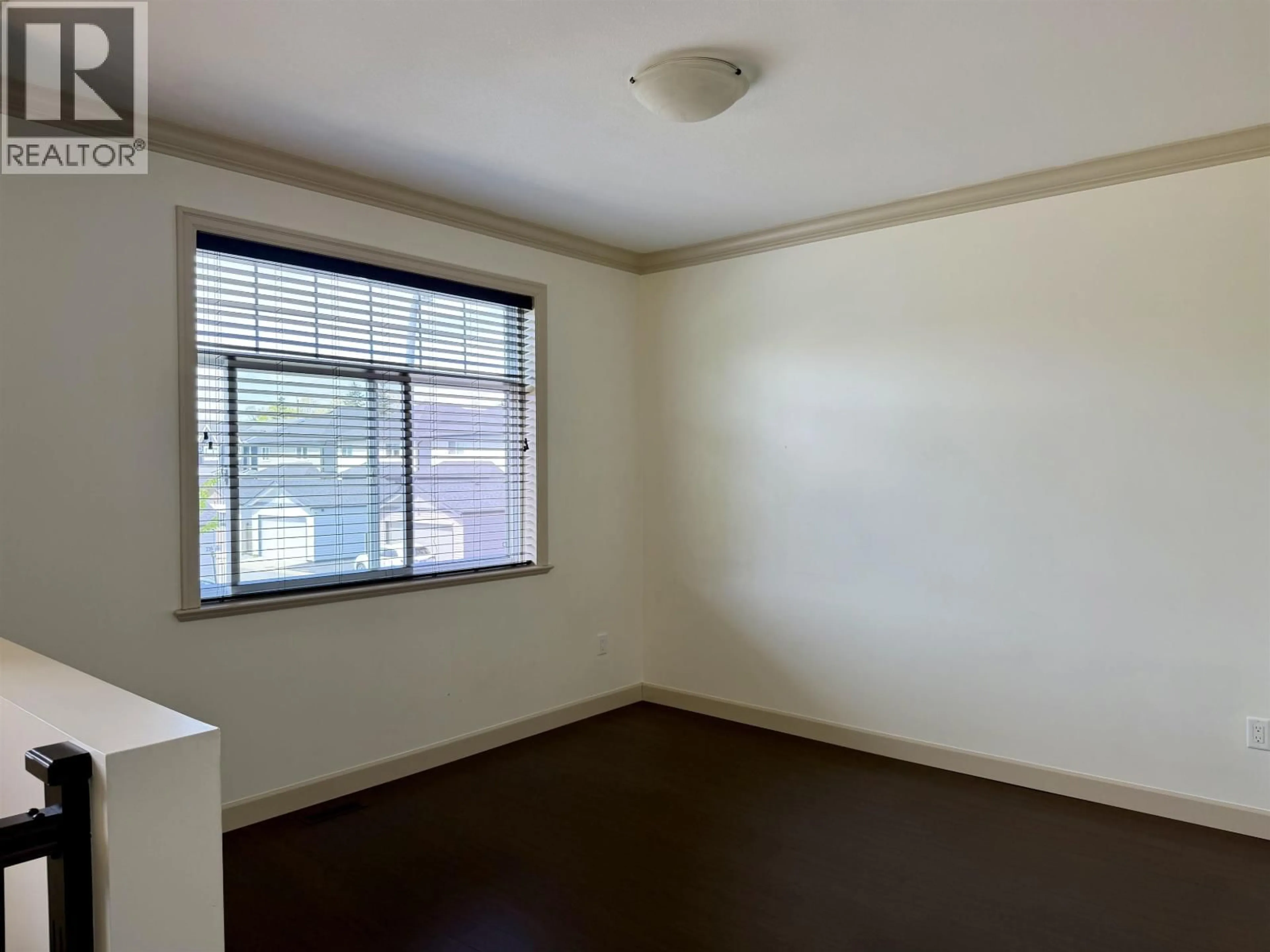 A pic of a room for 11972 239 STREET, Maple Ridge British Columbia V4R1W4