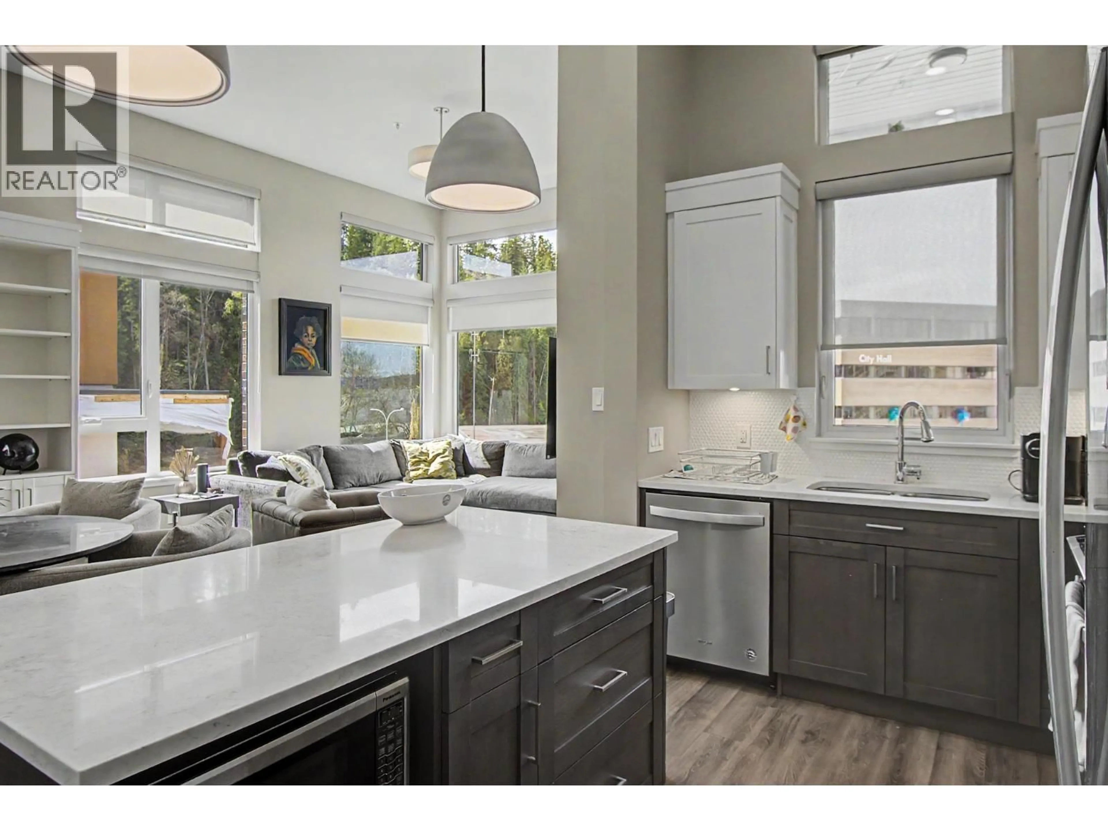 Open concept kitchen, ceramic/tile floor for 409 - 1087 6TH AVENUE, Prince George British Columbia V2L0E5