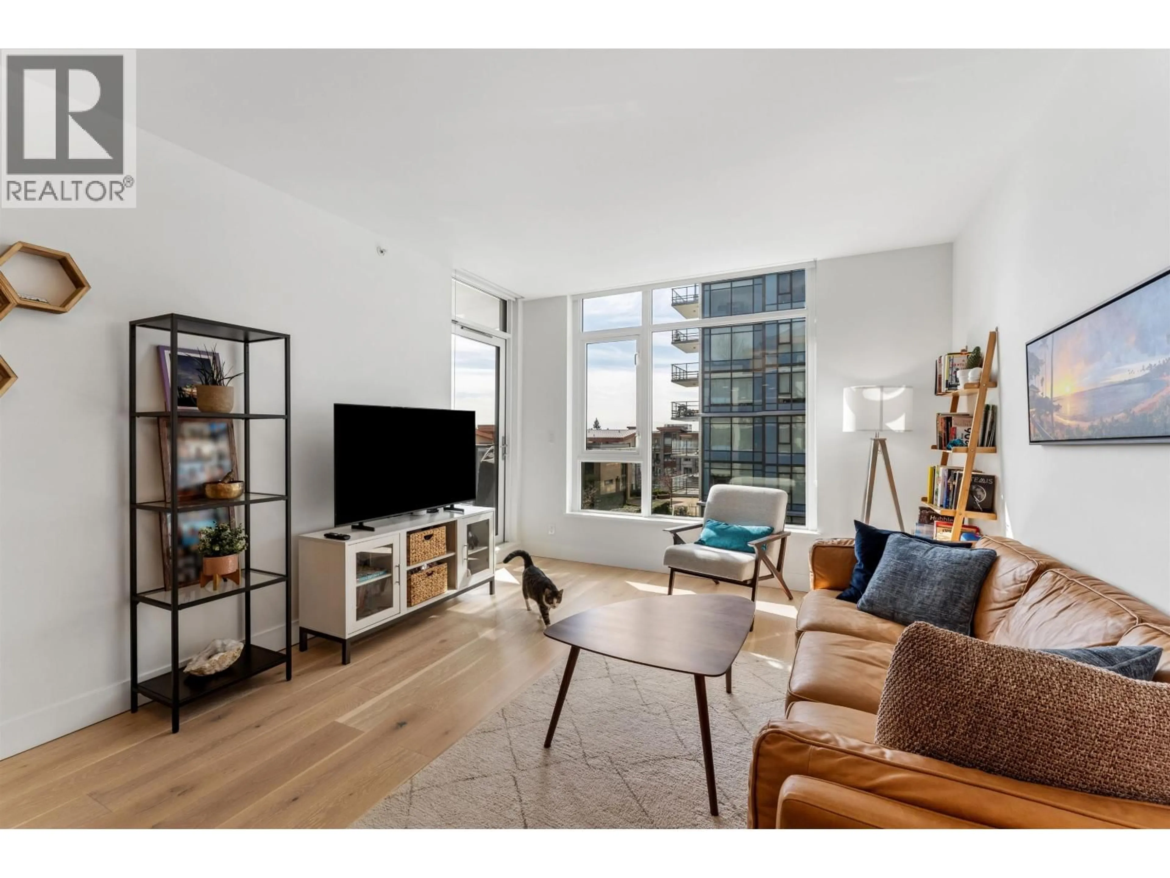 Living room with furniture, unknown for 403 - 2780 VALLEY CENTRE AVENUE, North Vancouver British Columbia V7J0C4