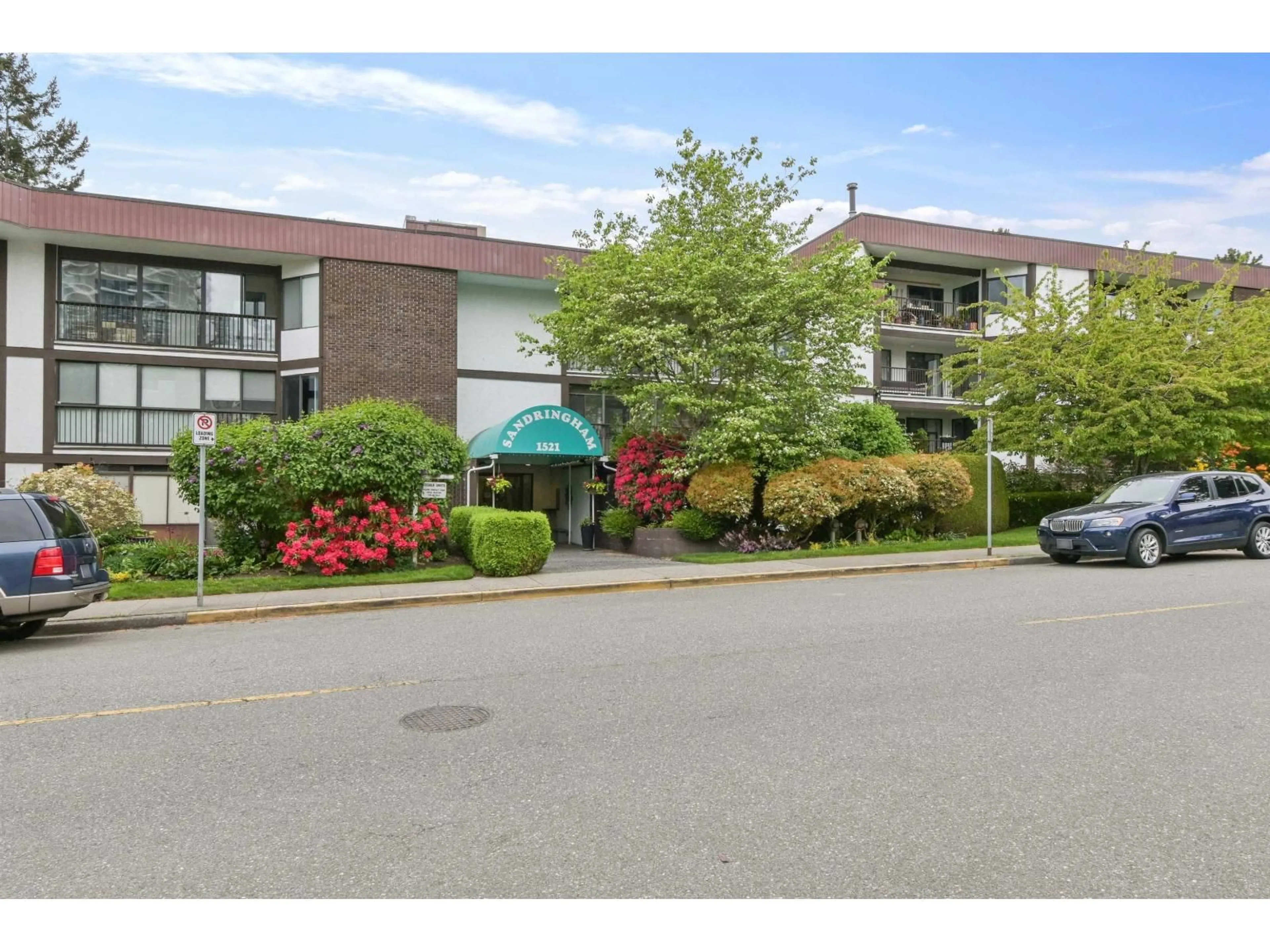 Patio, street for 210 - 1521 BLACKWOOD STREET, White Rock British Columbia V4B3V6