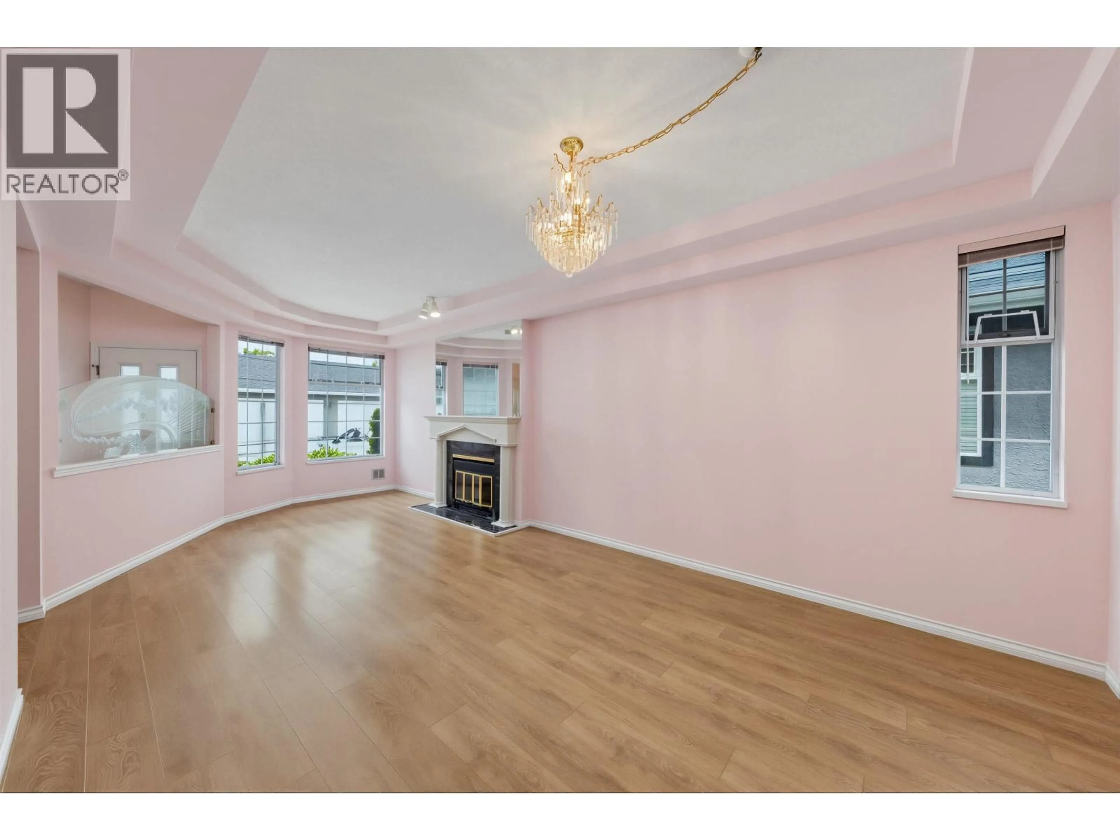 A pic of a room for 31 - 9311 DAYTON AVENUE, Richmond British Columbia V6Y1E2
