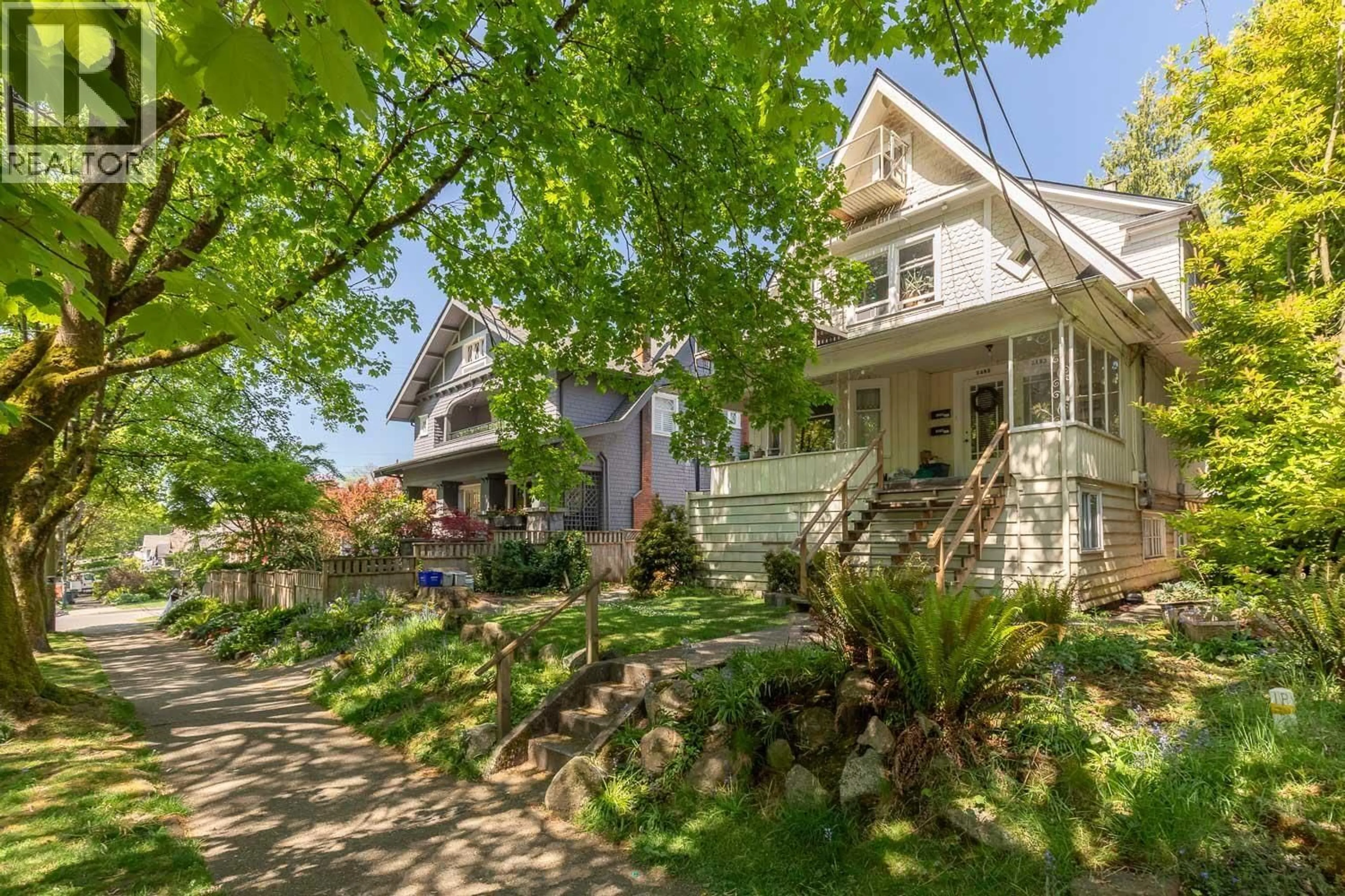 Unknown for 2483 6TH AVENUE, Vancouver British Columbia V6K1W2