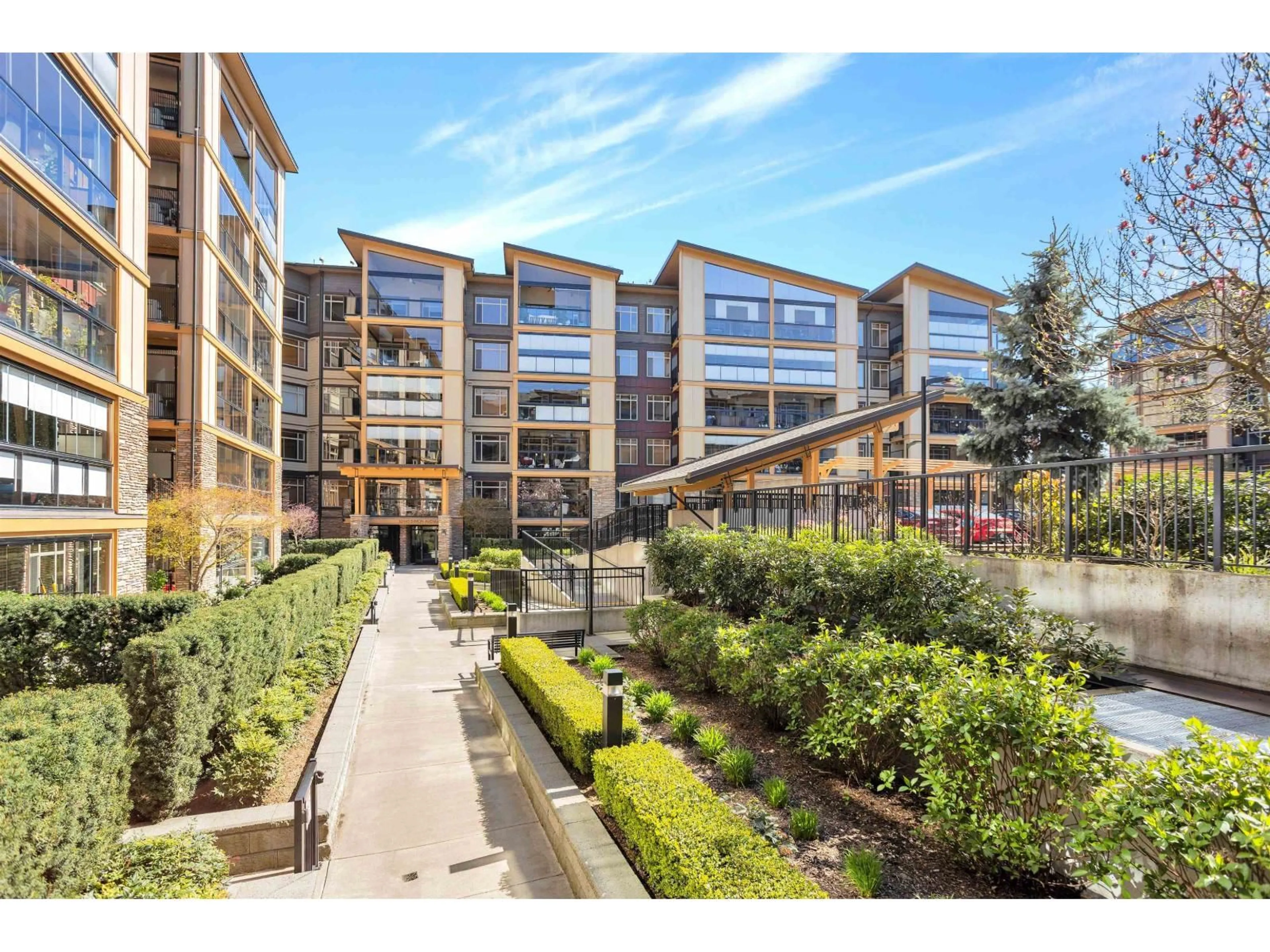 A pic from outside/outdoor area/front of a property/back of a property/a pic from drone, street for 108 - 32445 SIMON AVENUE, Abbotsford British Columbia V2T0G7