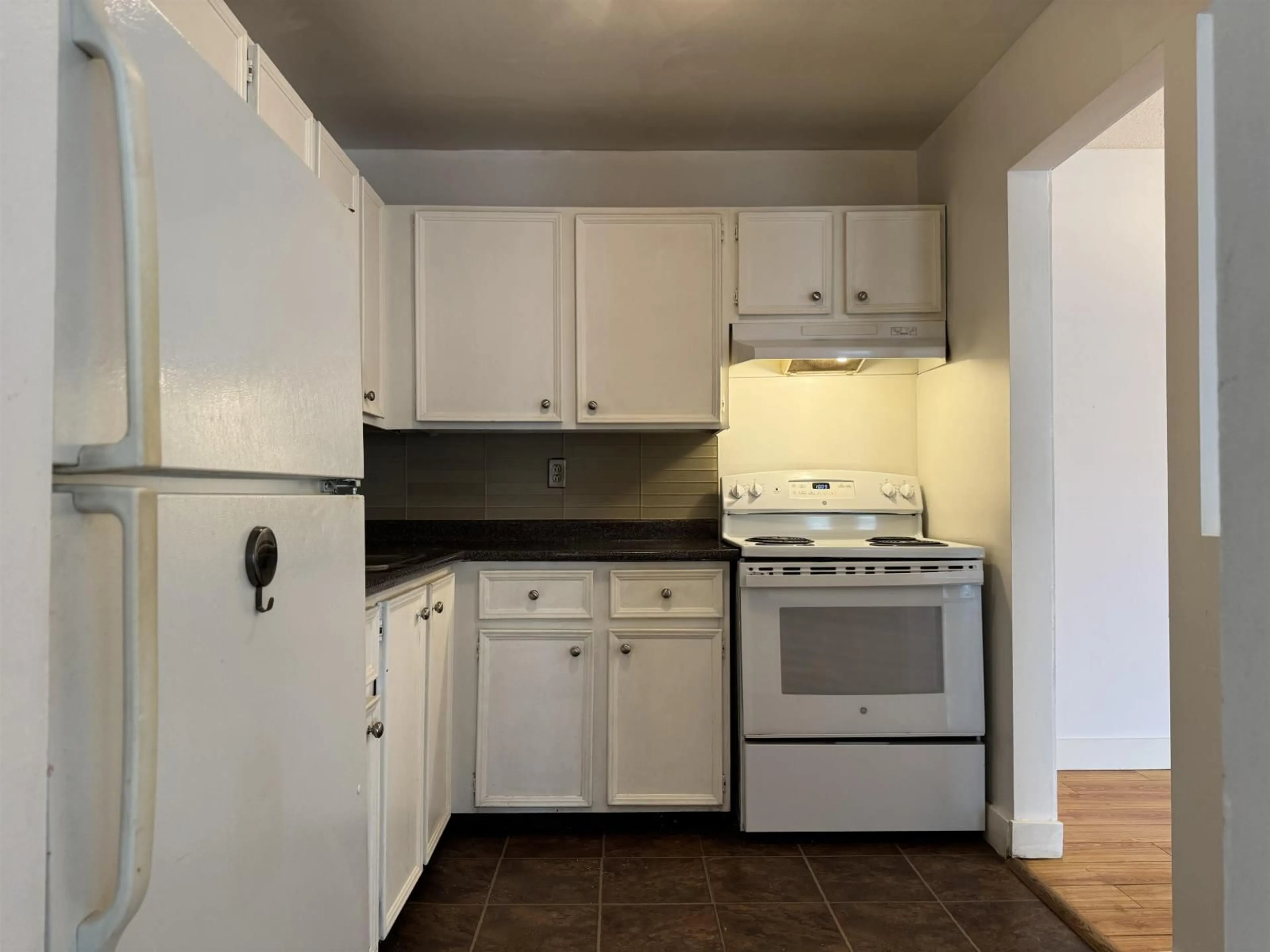 Standard kitchen, unknown for 229 - 32850 GEORGE FERGUSON WAY, Abbotsford British Columbia V2S7K1