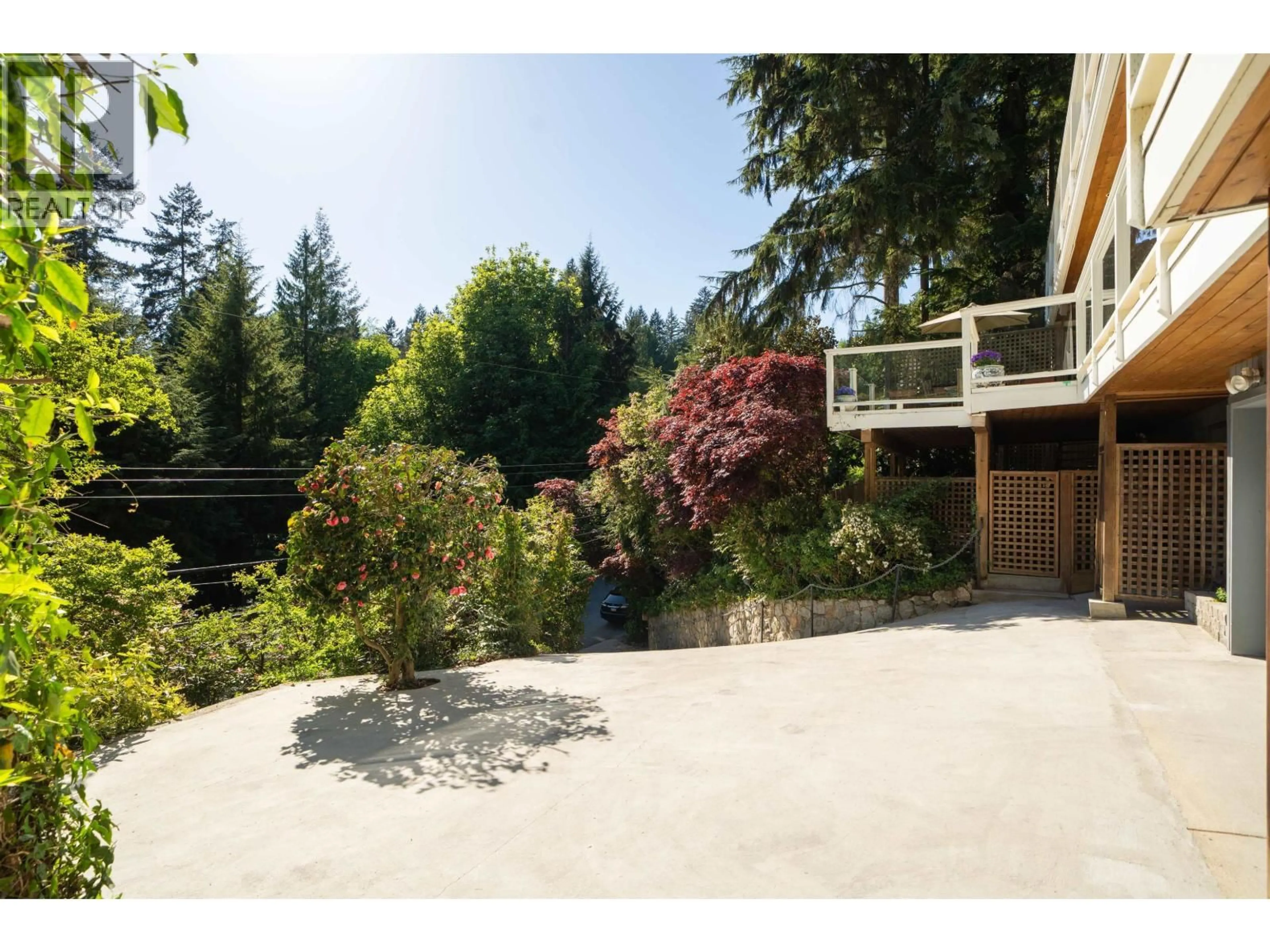 Patio, unknown for 3897 BAYRIDGE AVENUE, West Vancouver British Columbia V7V3J3