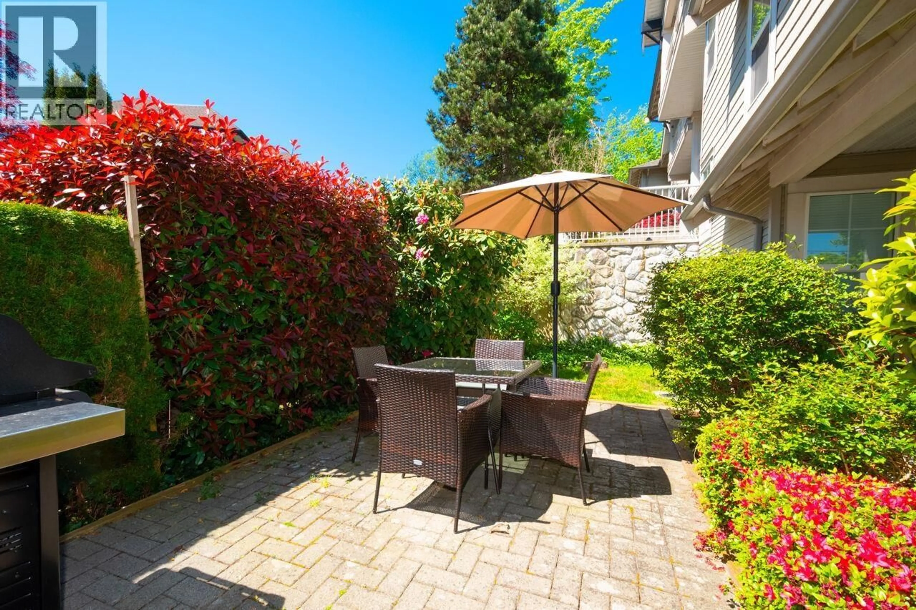 Patio, street for 1 - 7179 18TH AVENUE, Burnaby British Columbia V3N1H2