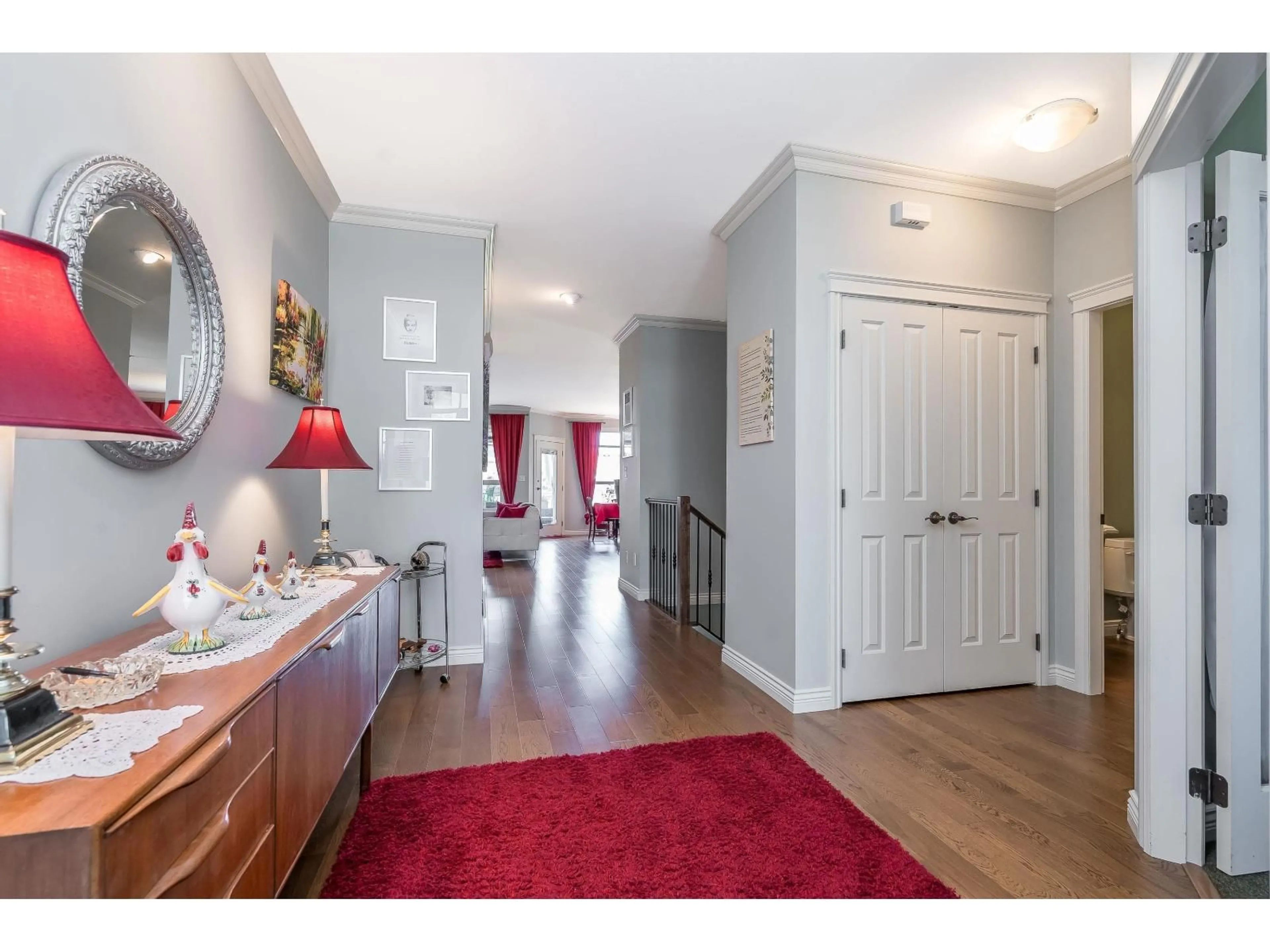 Indoor entryway for 46472 STONEY CREEK DRIVE, Chilliwack British Columbia V2R0B7