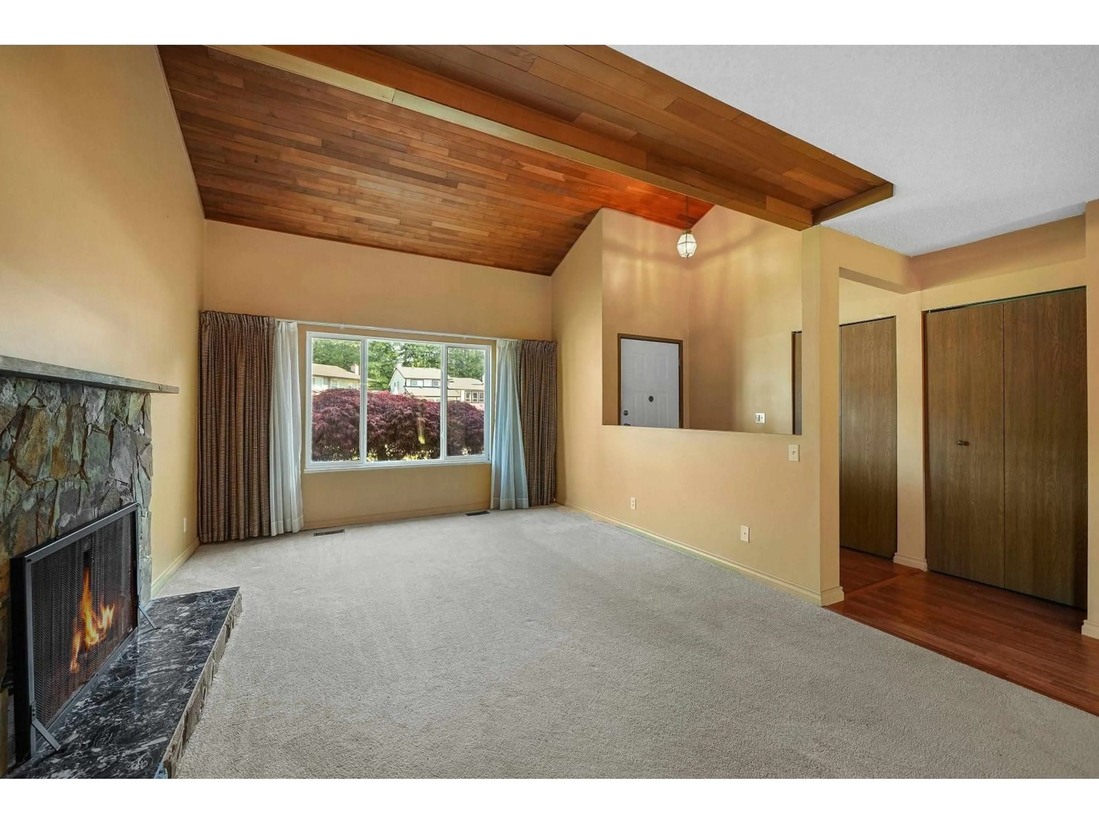 Unknown for 19661 50A AVENUE, Langley British Columbia V3A7K9