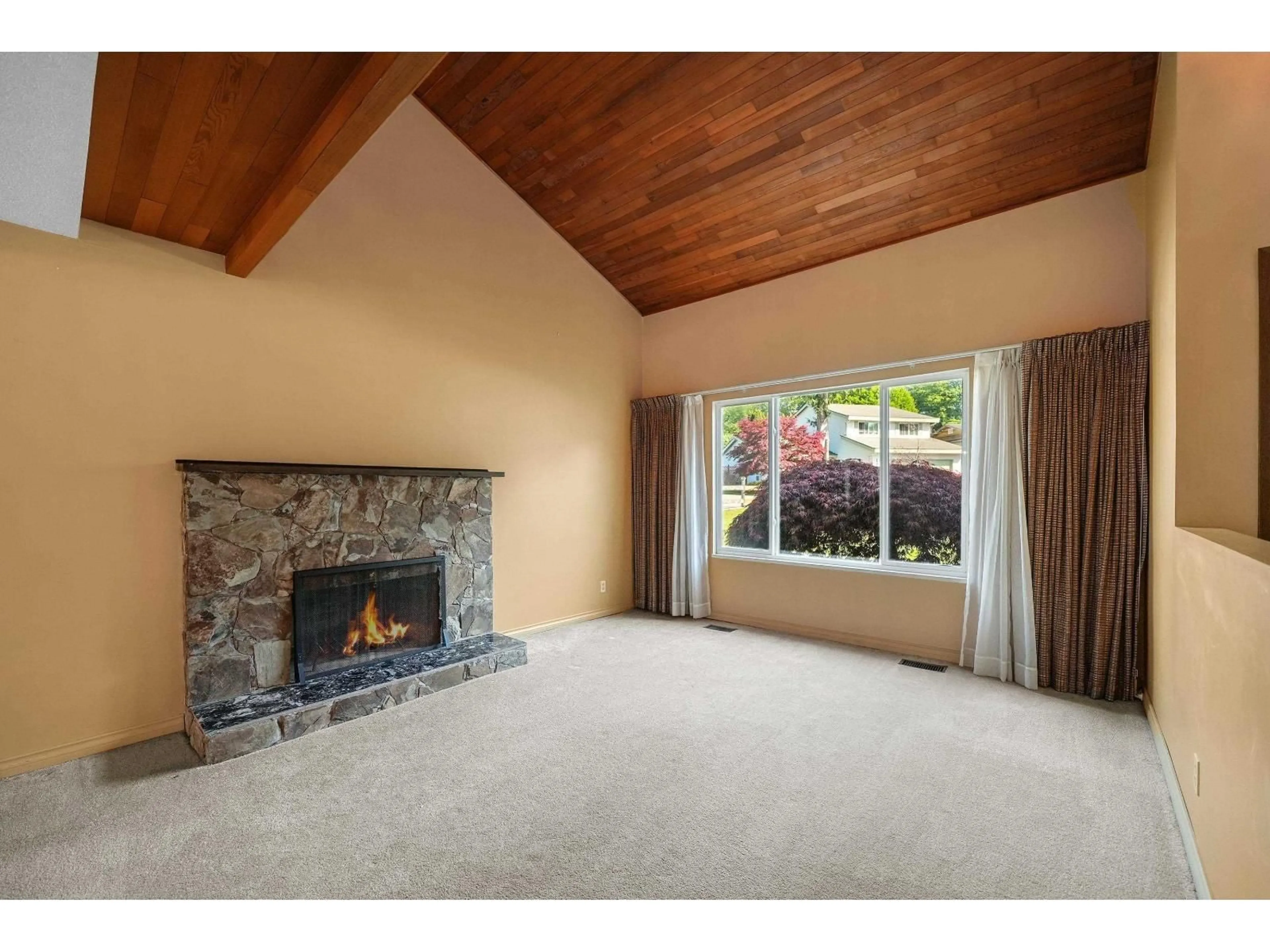 Unknown for 19661 50A AVENUE, Langley British Columbia V3A7K9