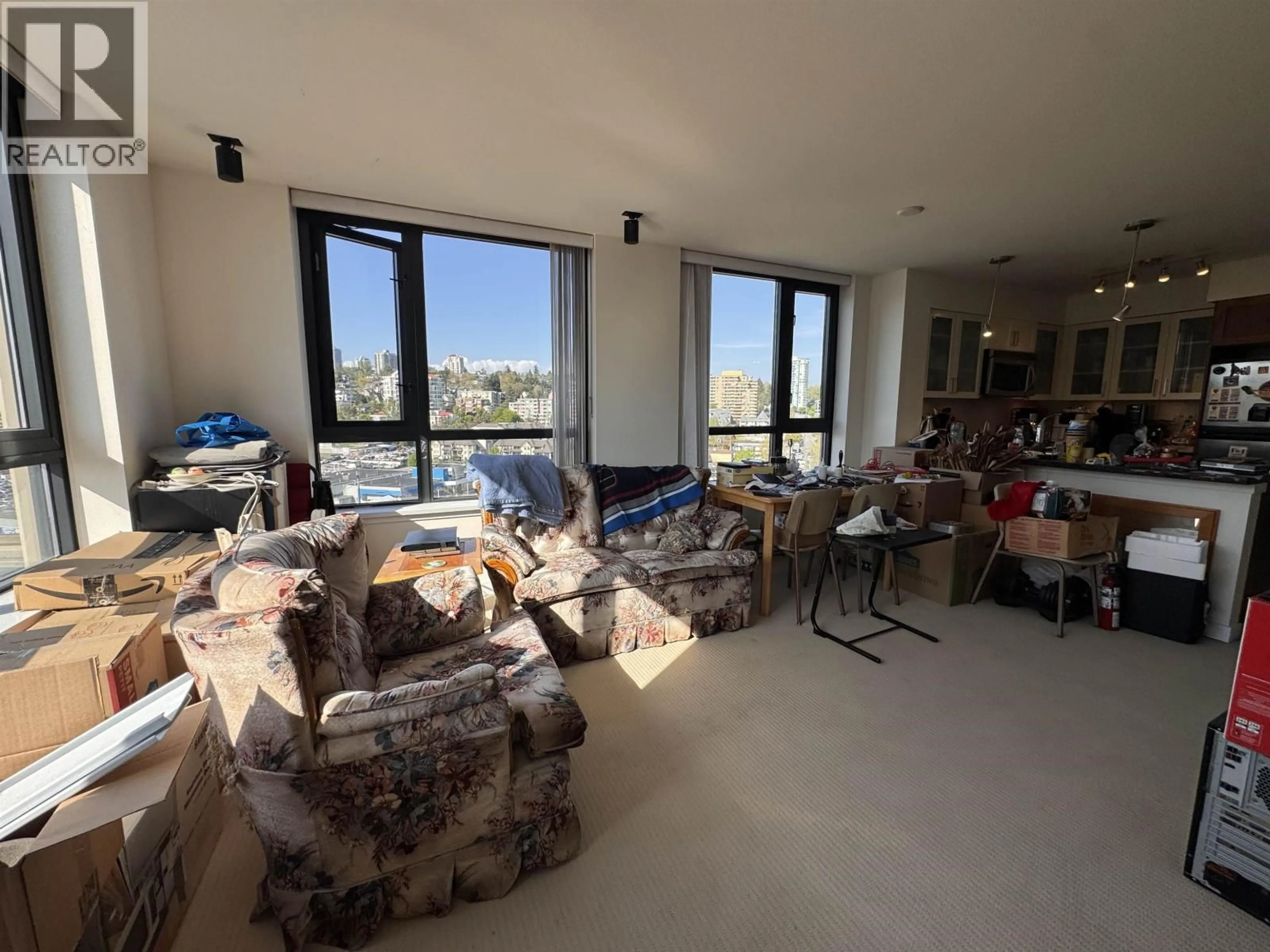A pic of a room for 1107 - 1 RENAISSANCE SQUARE, New Westminster British Columbia V3M0B6